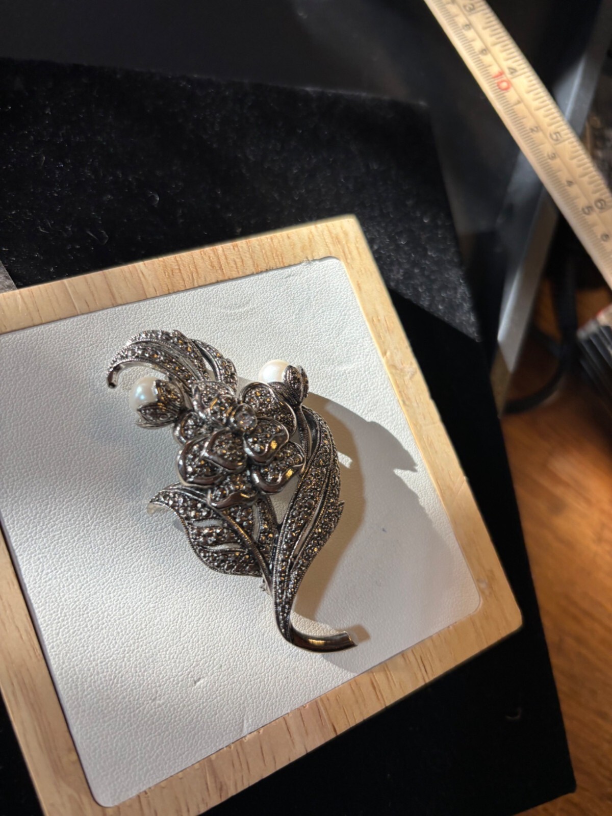 KJL by Avon signed Vintage Silver Tone Floral Brooch With Rhinestones & Faux Pea