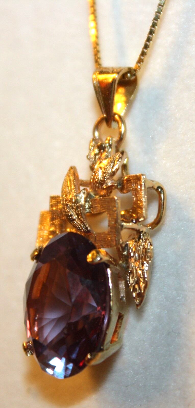 TY LEE PURPLE SYNTHETIC ALEXANDRITE GOLD PENDANT JAPANESE DETAIL SIGNED TYL 14K
