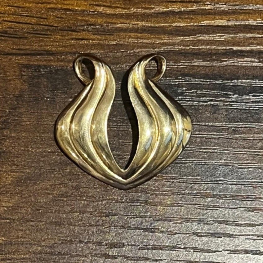 Vtg Sarah Cov Gold Tone Sculptural Wave Hidden Pendant 1970s Modernist
