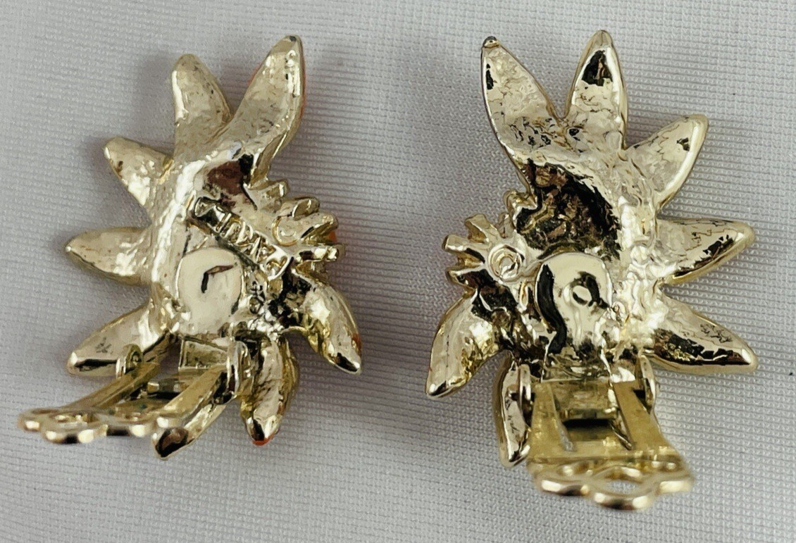 Vtg PAKULA Earrings Orange Cream Floral Burst Enamel Gold Tone Clip
