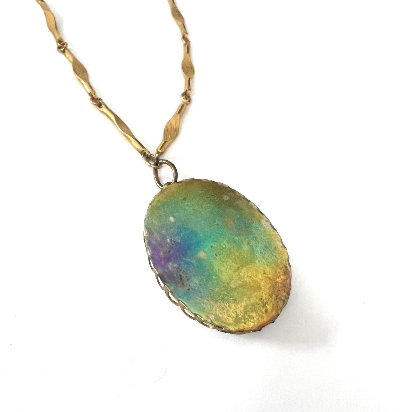 Vintage Gold Tone Cable Chain Necklace With Purple & Gold Pansy Pendant 24″
