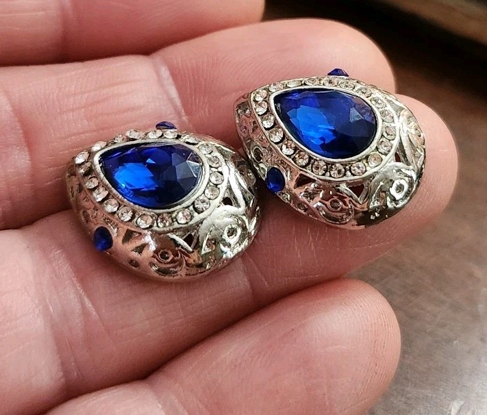 Vintage Teardop Blue Faux Sapphire Clear Rhinestones Formal Bling Earrings