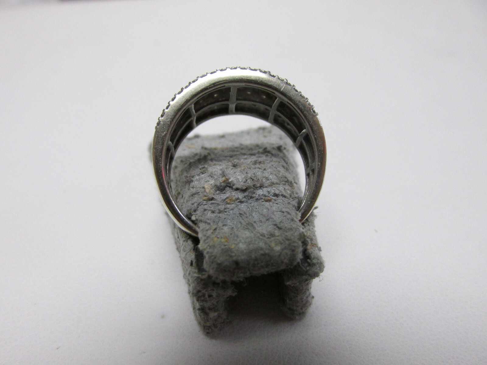 Beautiful 1.00 ctw 10k White Gold Diamond Ring Size 7 Really Nice MAKE OFFER