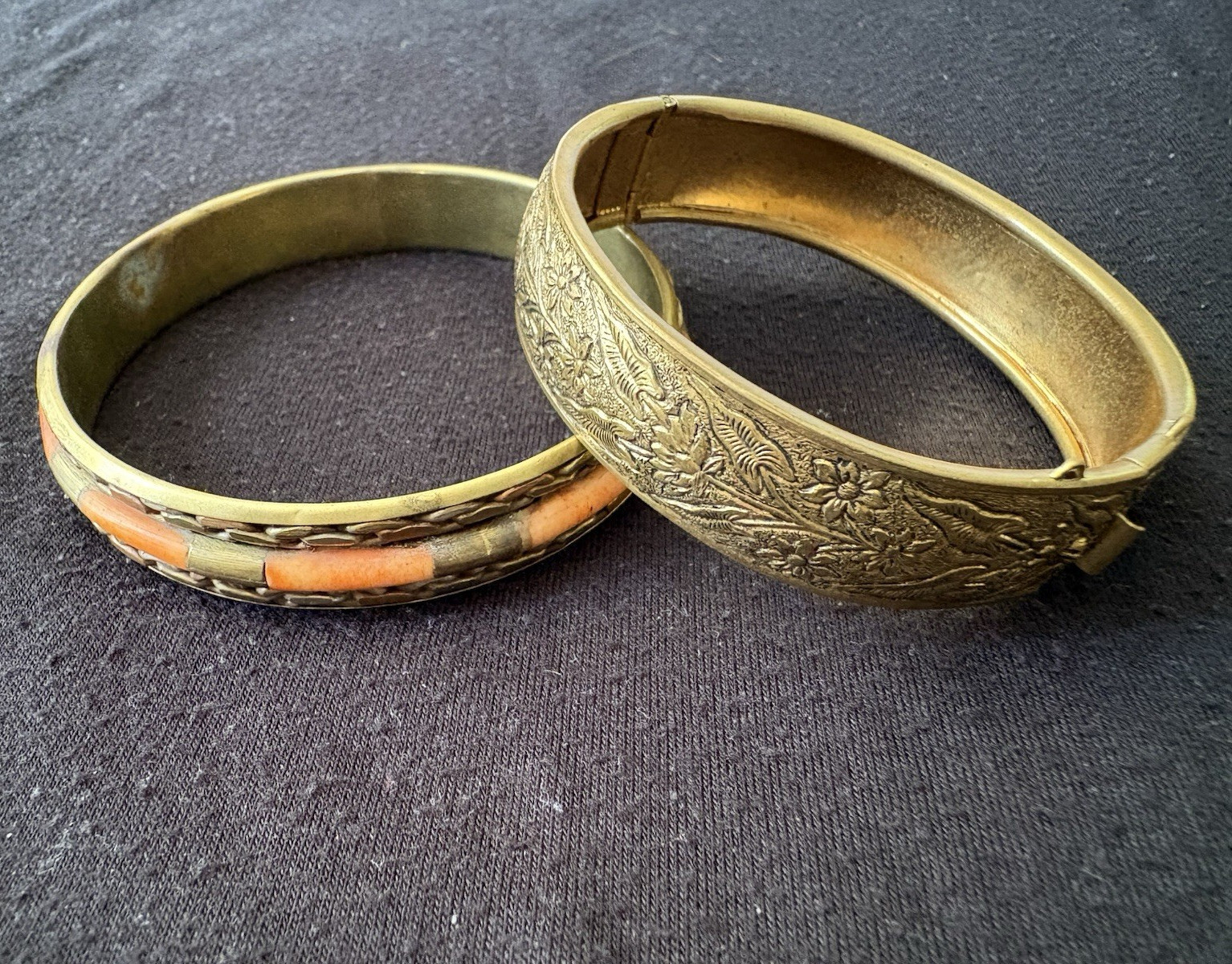 Vintage Lot of 2 Gold Floral Engraved Hinged (1) Brass Bangle Bracelets