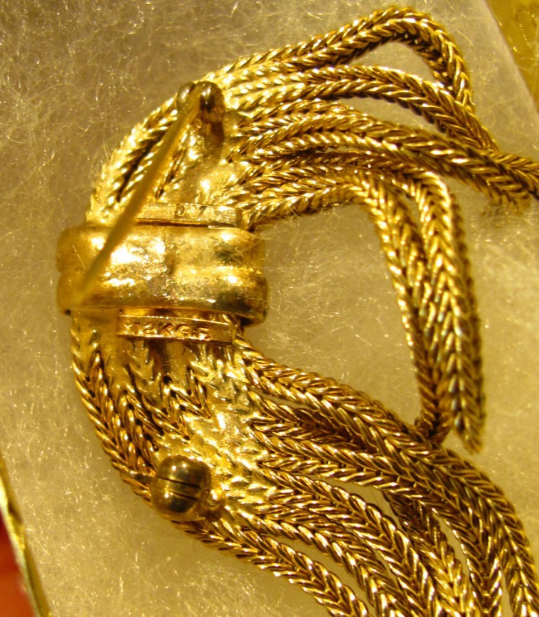 Beautiful!! Vintage “AC” Alice Caviness 12K Gold Filled Tassel Brooch Pin