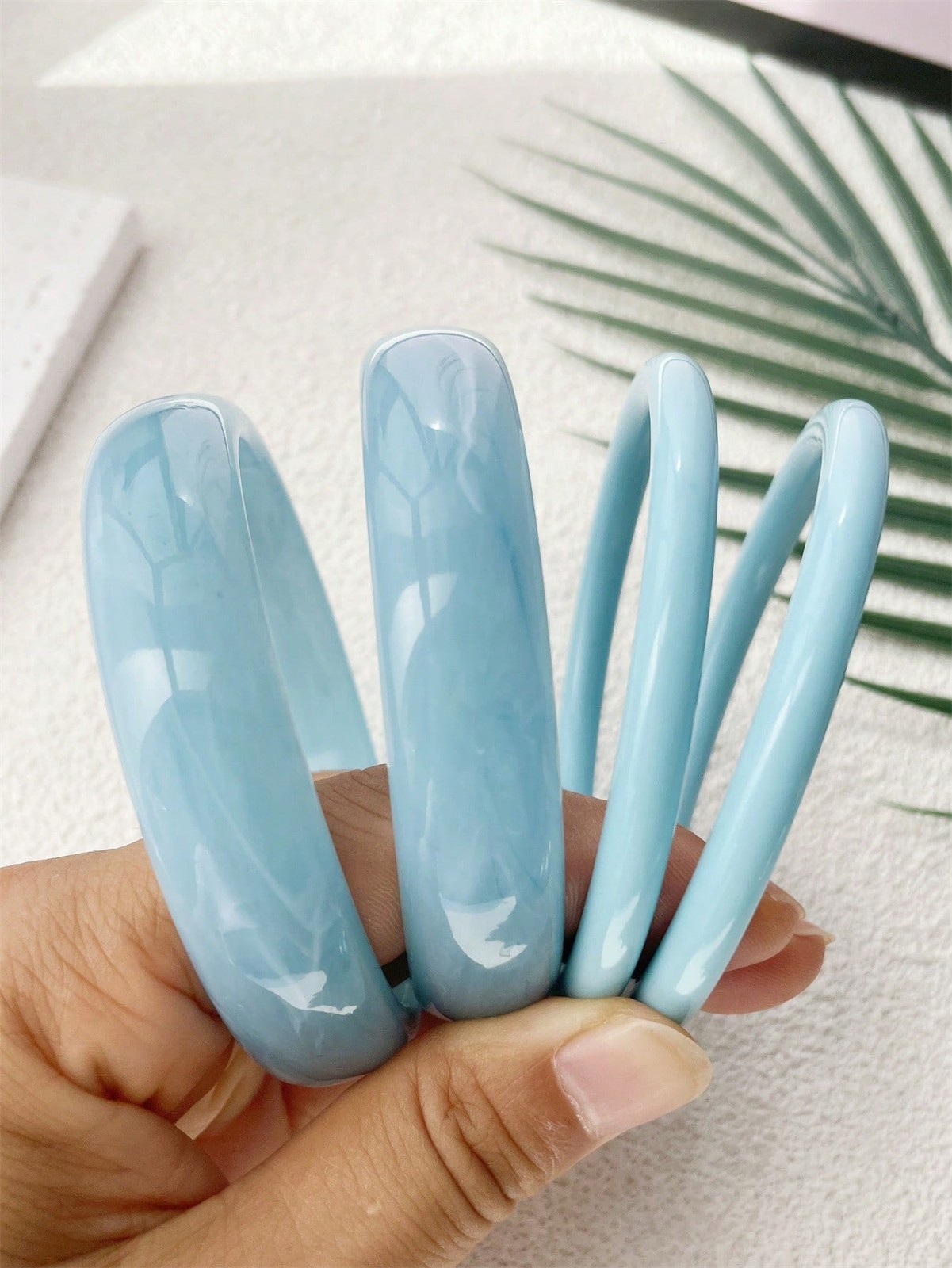 4pcs Multicolor 34 Resin Acrylic Bangle Bracelets For Women Daily Wear