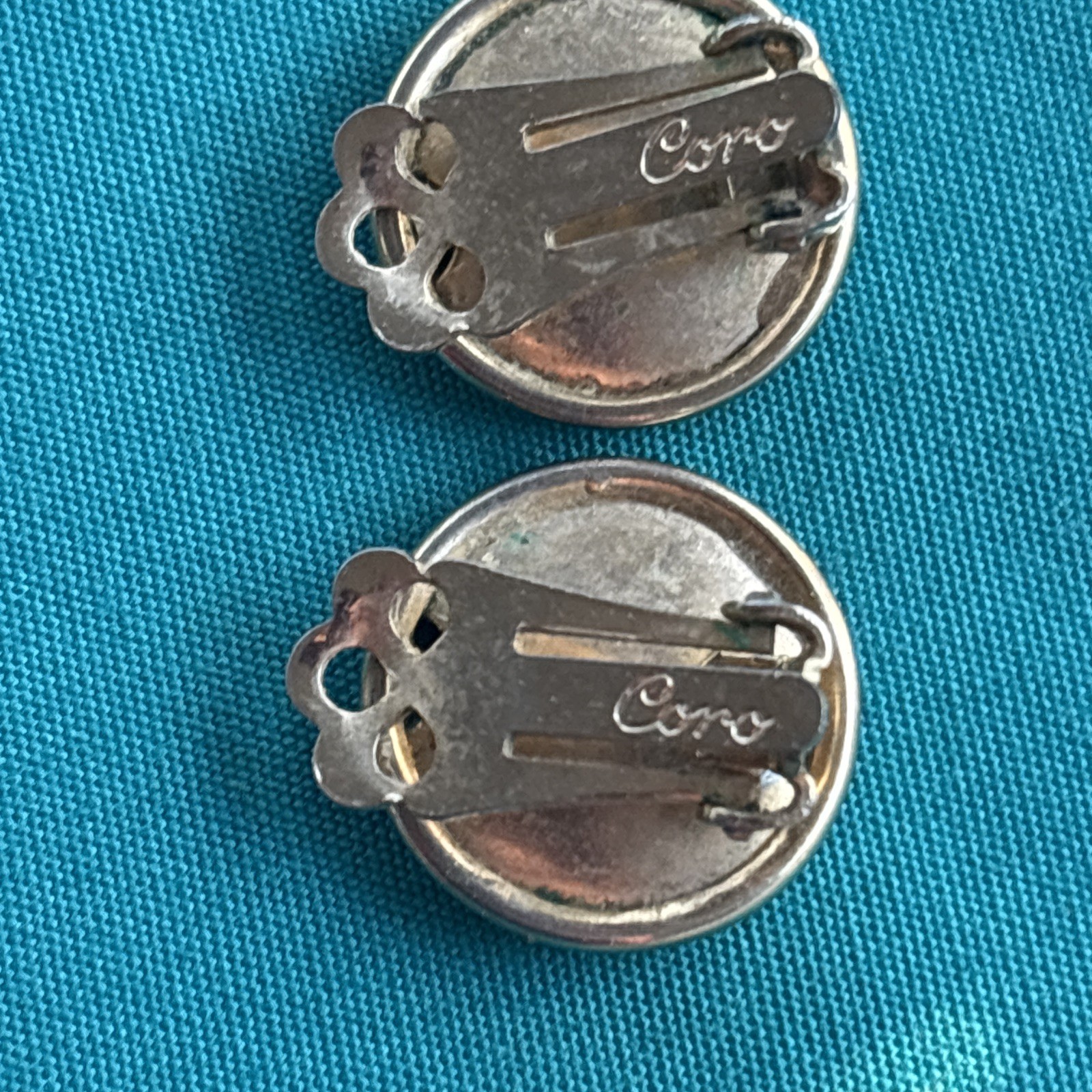 Vintage Coro Gold Toned Earrings Clip-on Jewelry About 1/2”