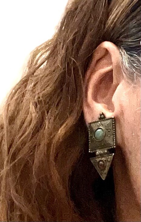 Robert Rose Vintage 90s Retro Earrings Clip On Gothic,grunge Drop Blue Cabochon