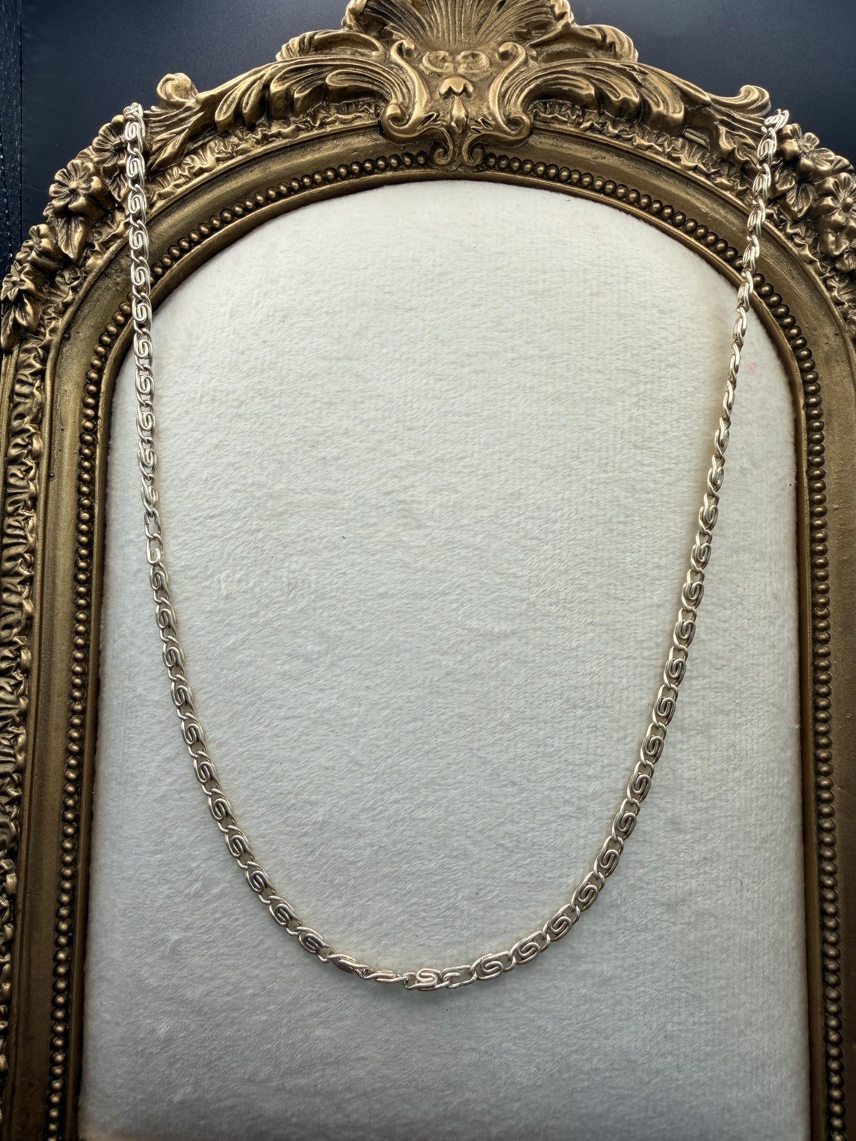 1058. Eloxel Aluminum 18kGold Plate Scroll Chain