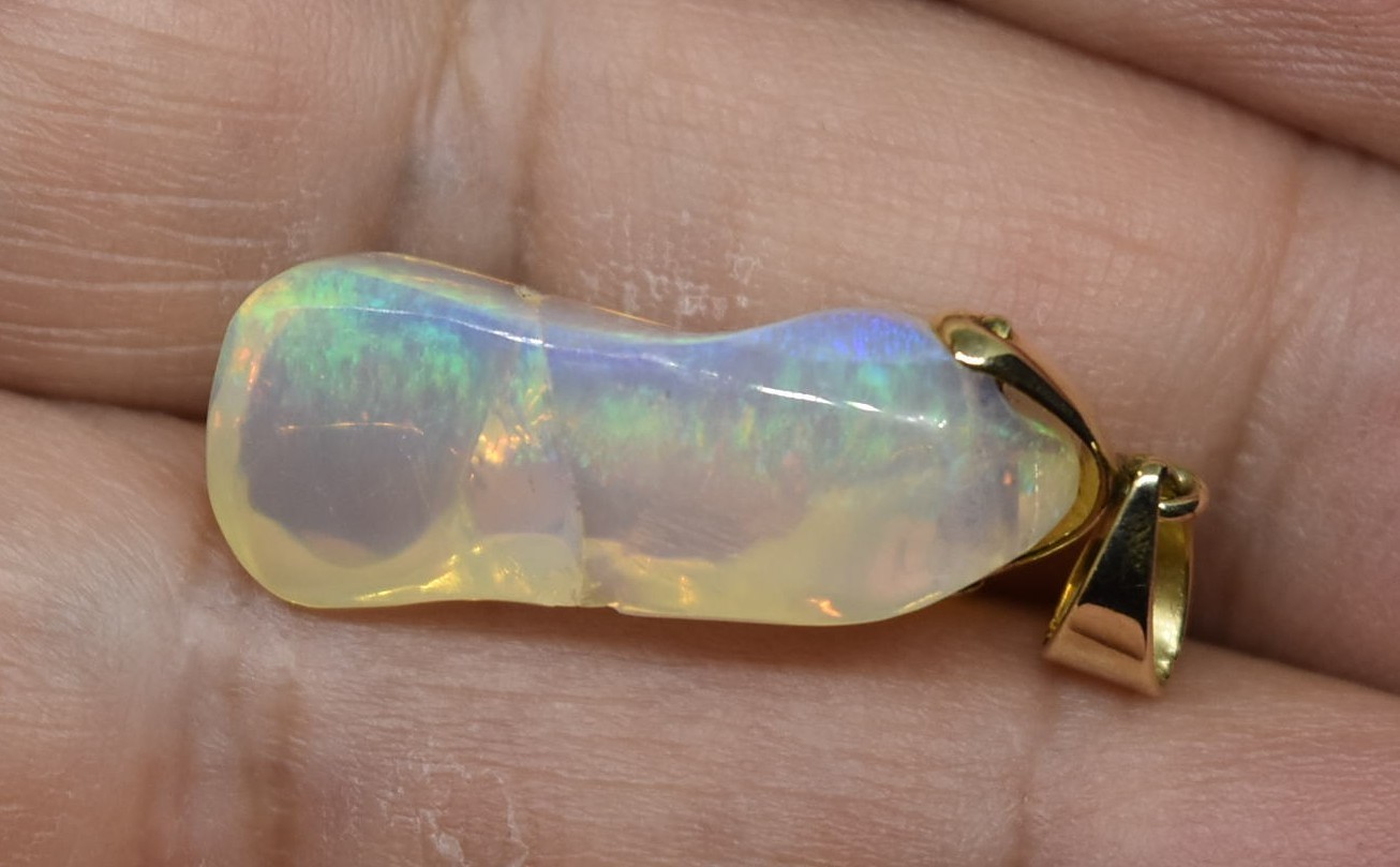14K Yellow Gold and Natural Opal Pendant