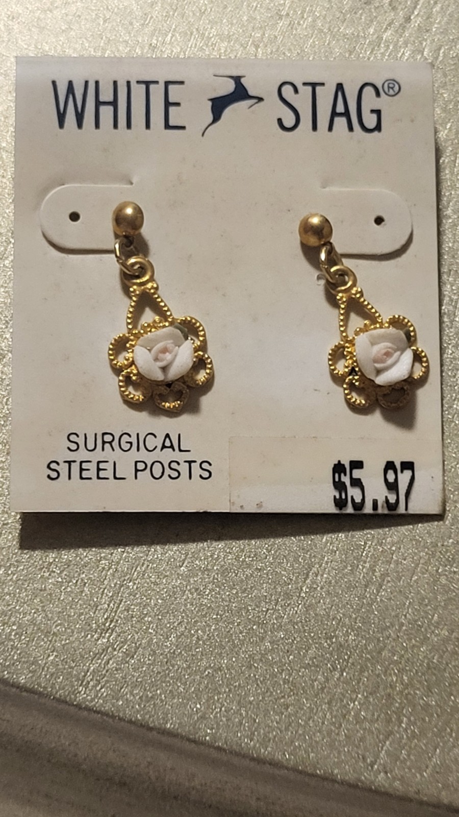 WHITE STAG Vintage Earrings/ BRAND NEW. 1C2