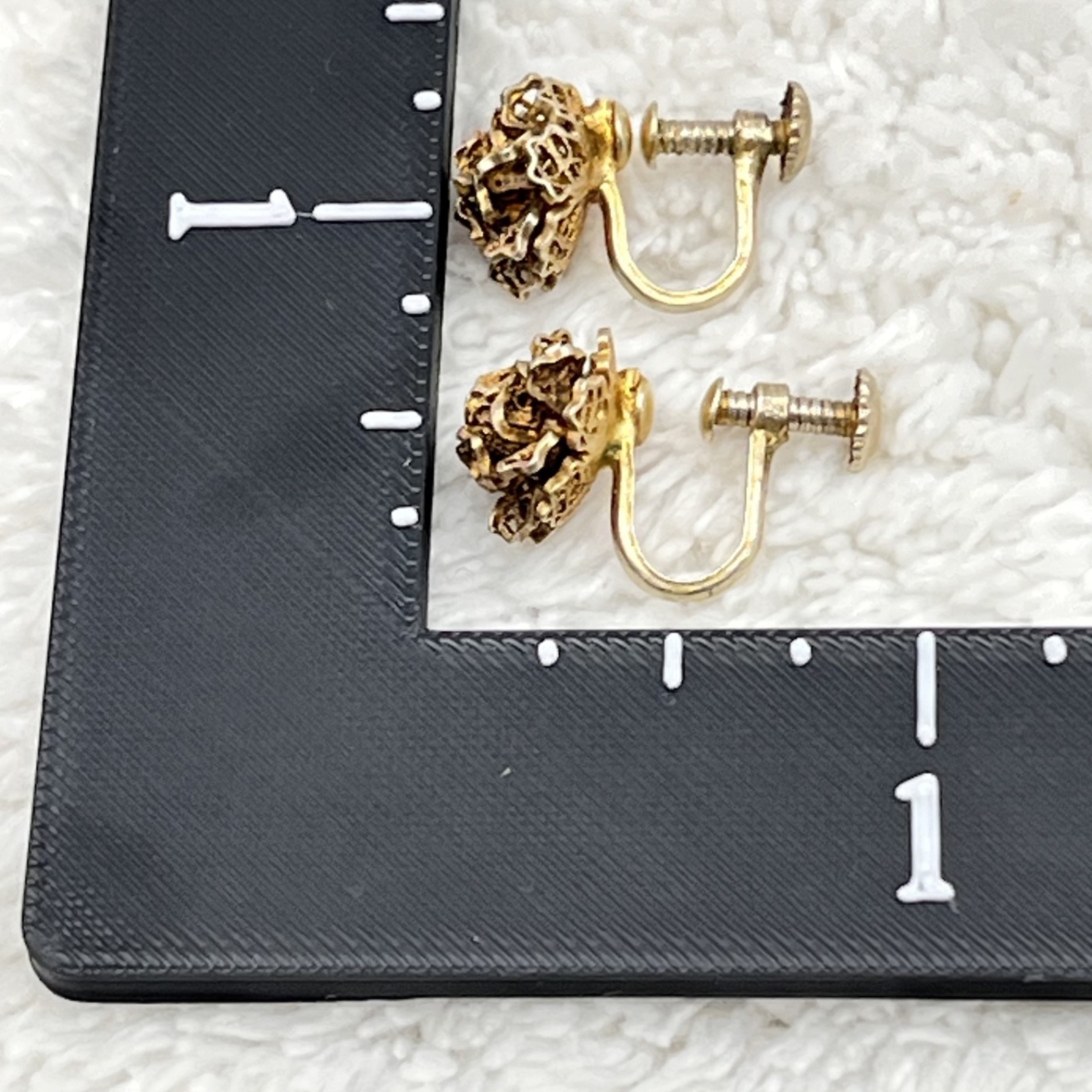 Vintage Sterling Silver Earrings Brutalist Flower Screwbacks Gold Washed 5 Grams