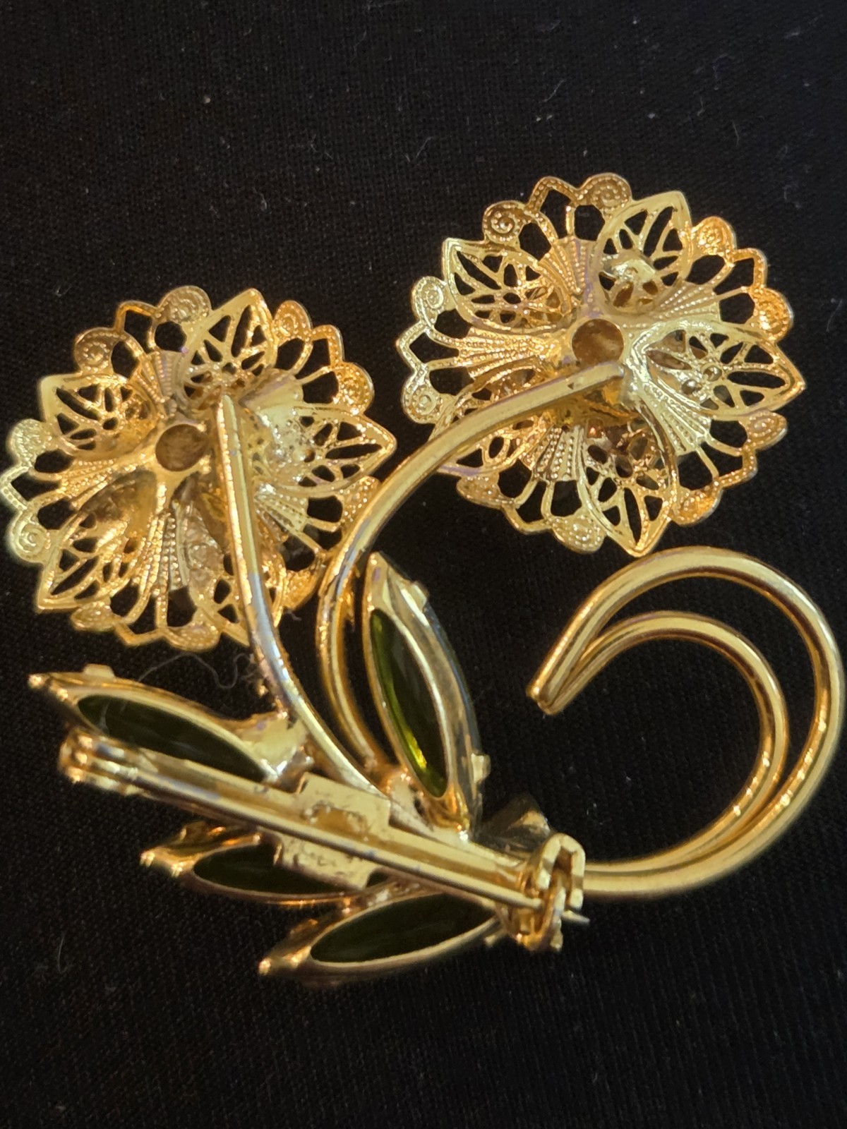 Vintage Green Rhinestone Floral Spray Brooch Gold Tone Mid Century Pin