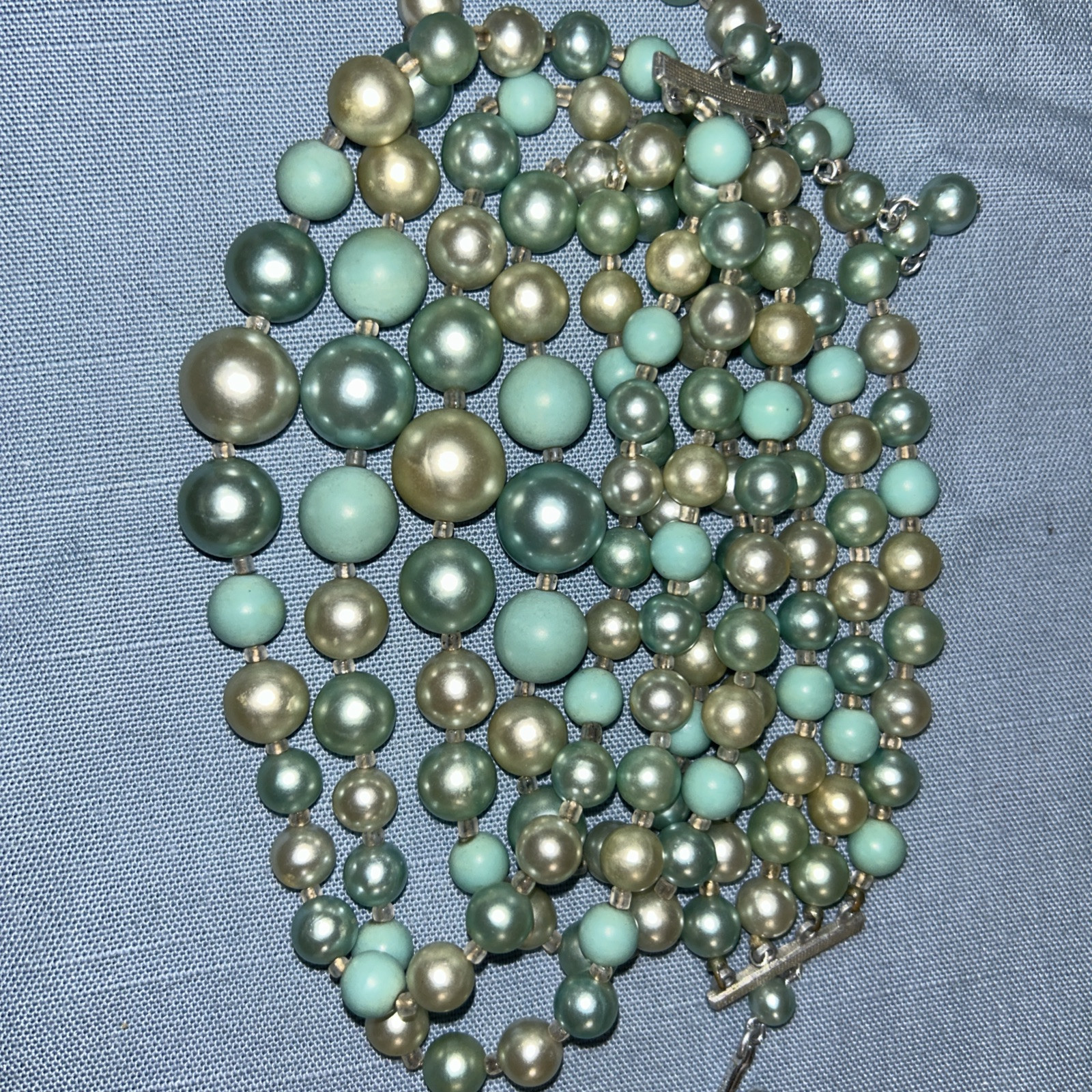 Vintage 4 Strand Blue Ombre Bead Necklace and Clip Earrings / Japan D004