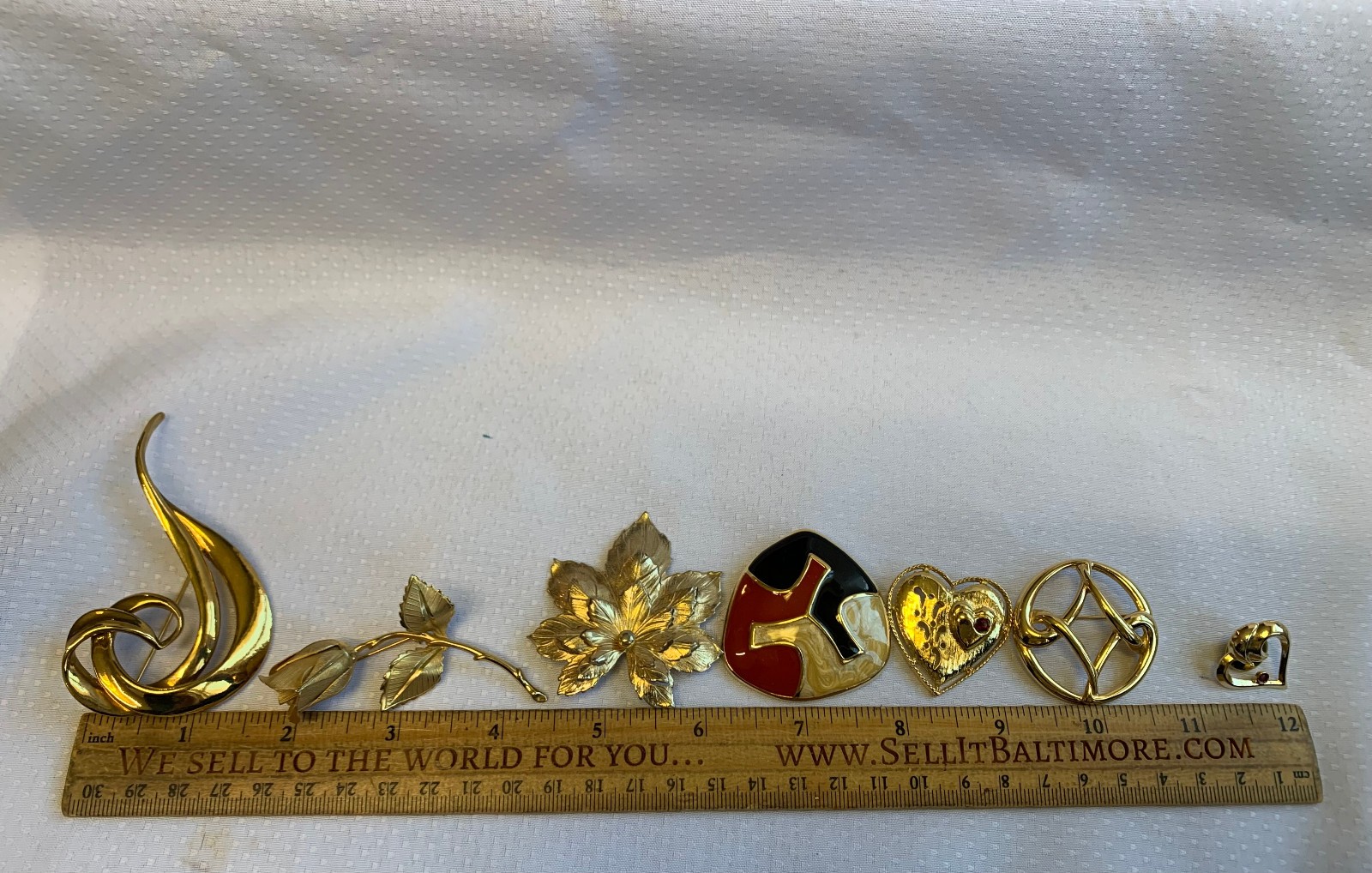 Vtg Brooch Lot Giovanni Gerrys Monet Sarah C Avon Scatter Pins Costume Jewelry