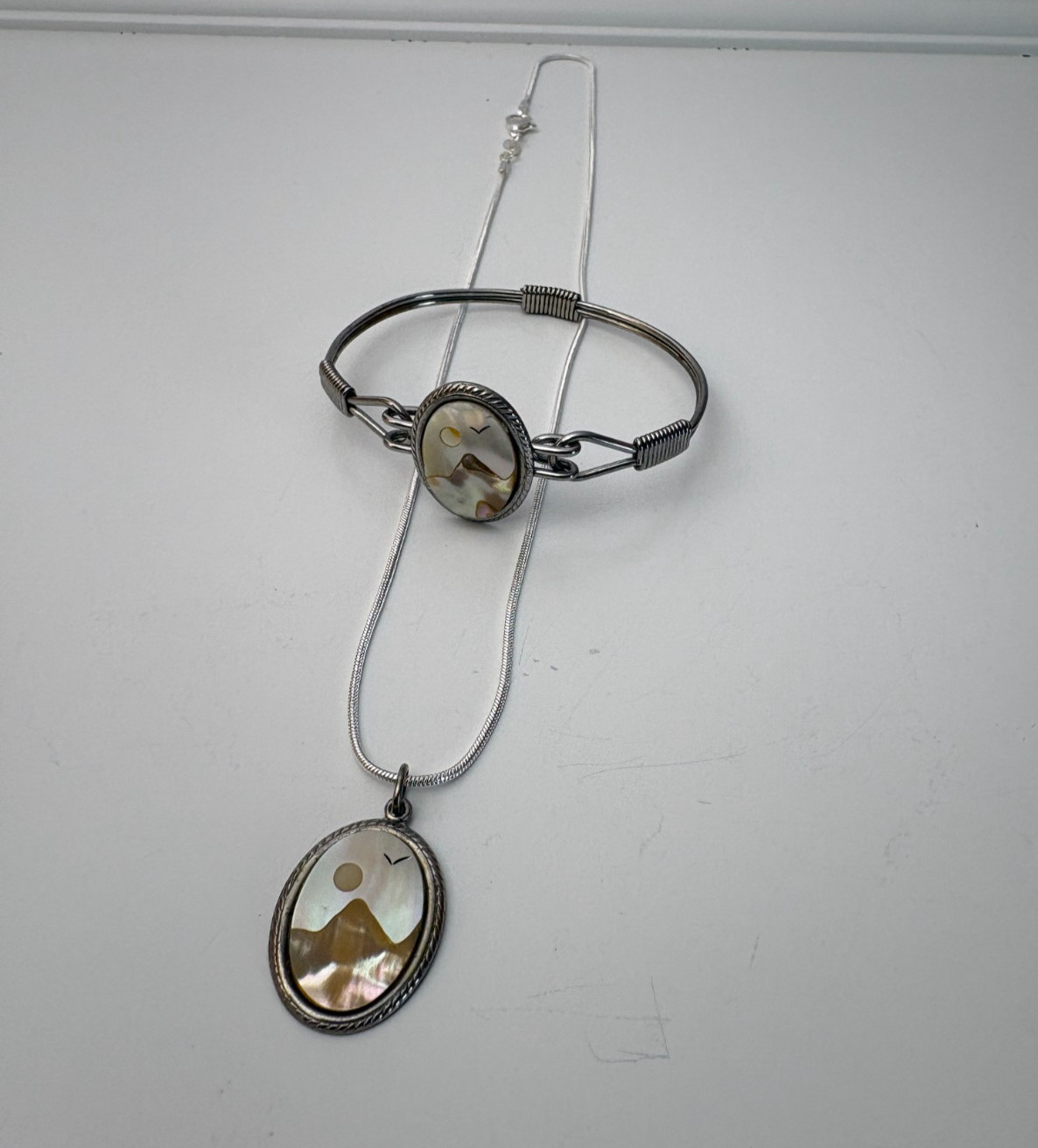 VTG MOP Abalone Mountain Scene Hinged Bracelet & Pendant w/ .925 Silver Necklace