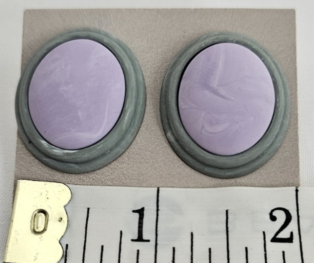 Avon ‘Sunbleached Colors’ Pierced Earrings and Choker Set – Lavender/Blue/Tan