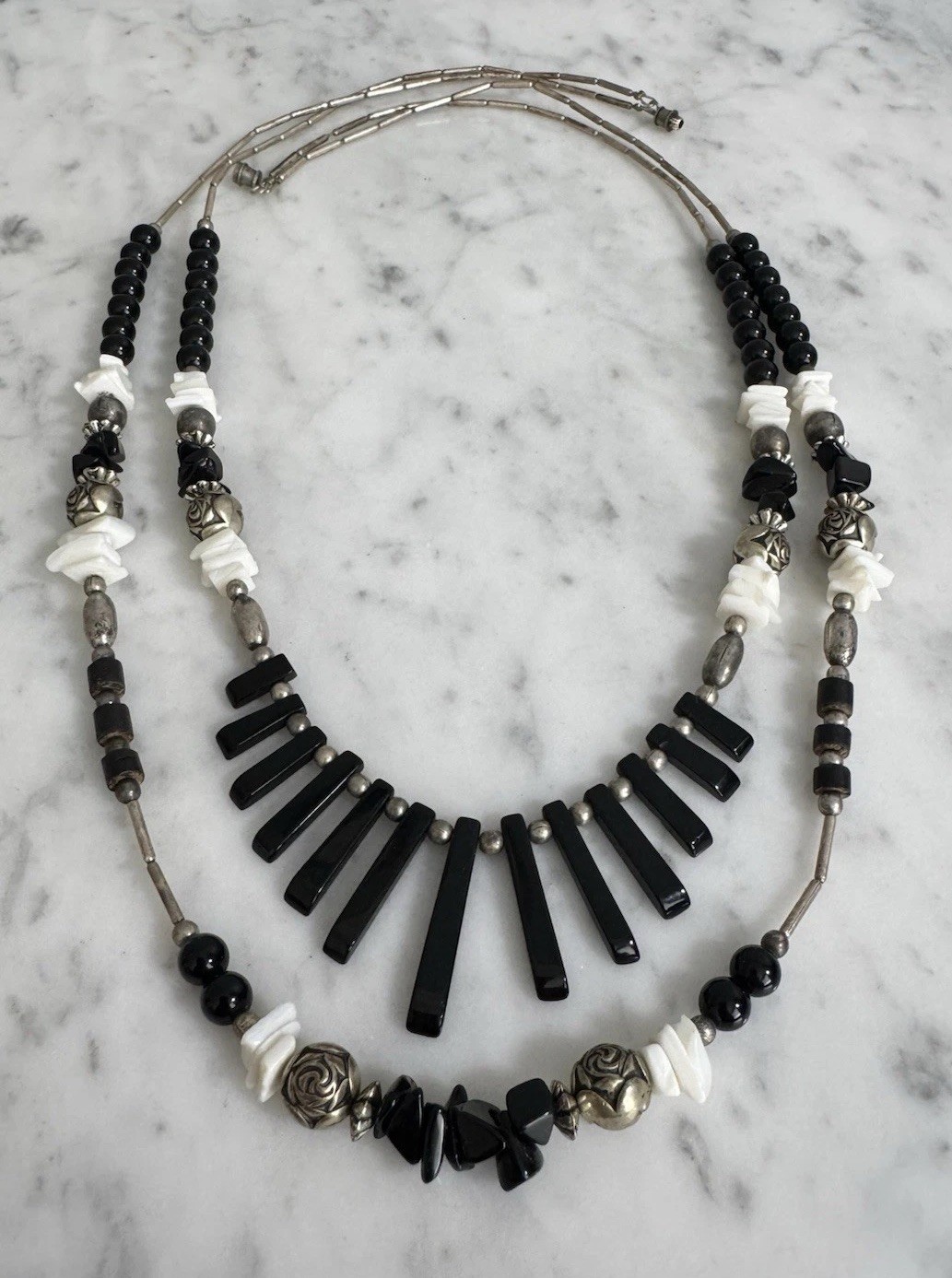 Vtg Silver Tone Liquid Silver Black Onyx Bead & Fringe 2-Strand Layered Necklace