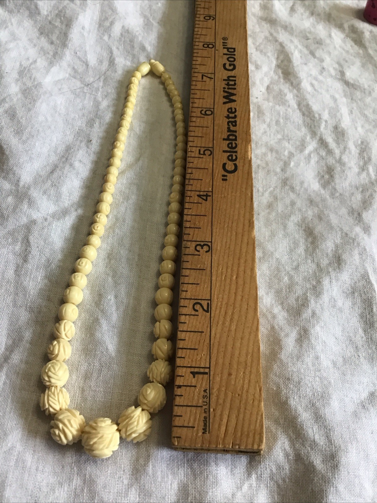 Vintage Hand Carved Rose Necklace – Graduated Floral Beads 1930s–1950s 18”