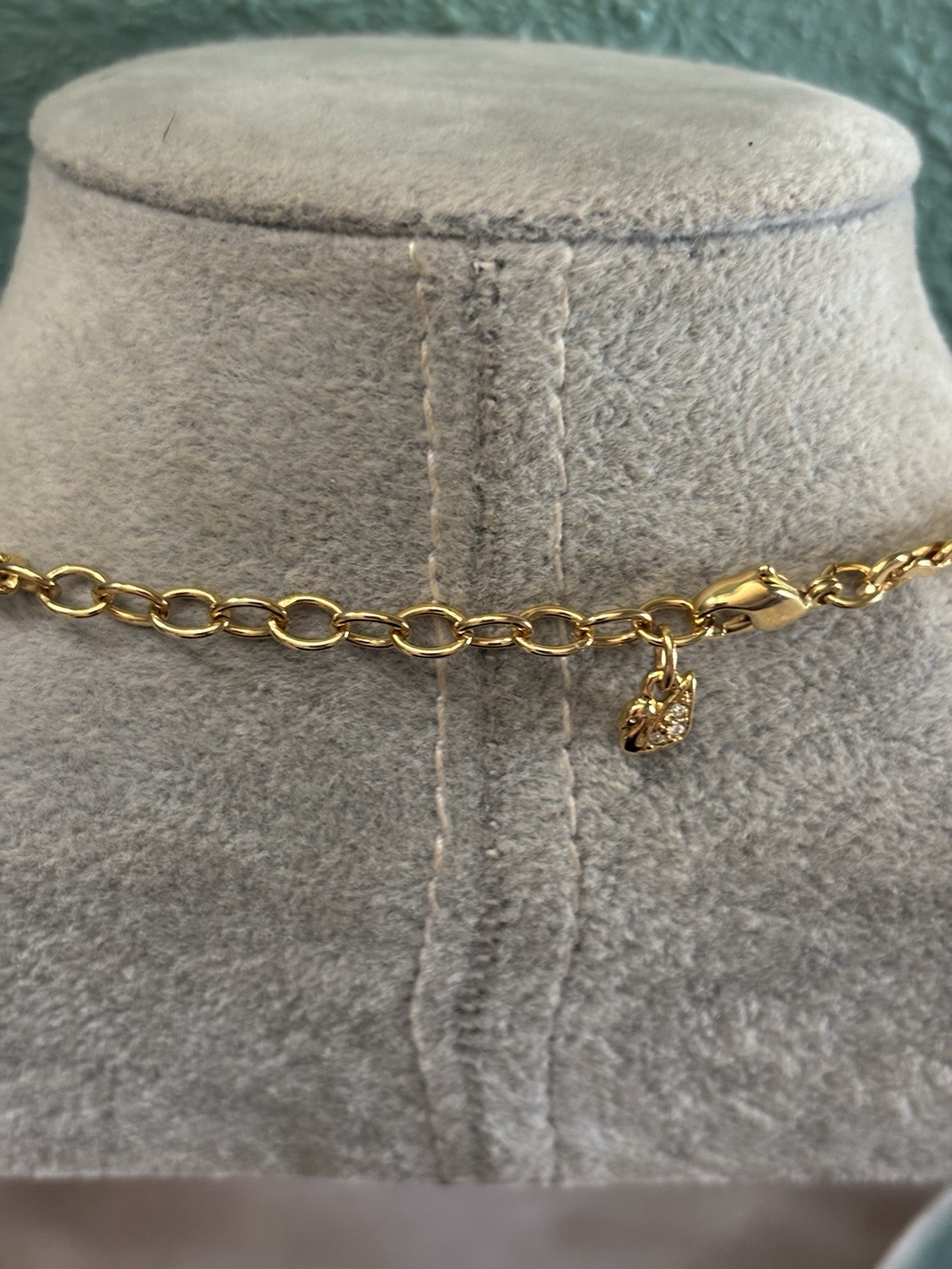 Vintage Swarovski Crystal Gold Tone Necklace and Pendant Chunky 19-21 Swan Mark