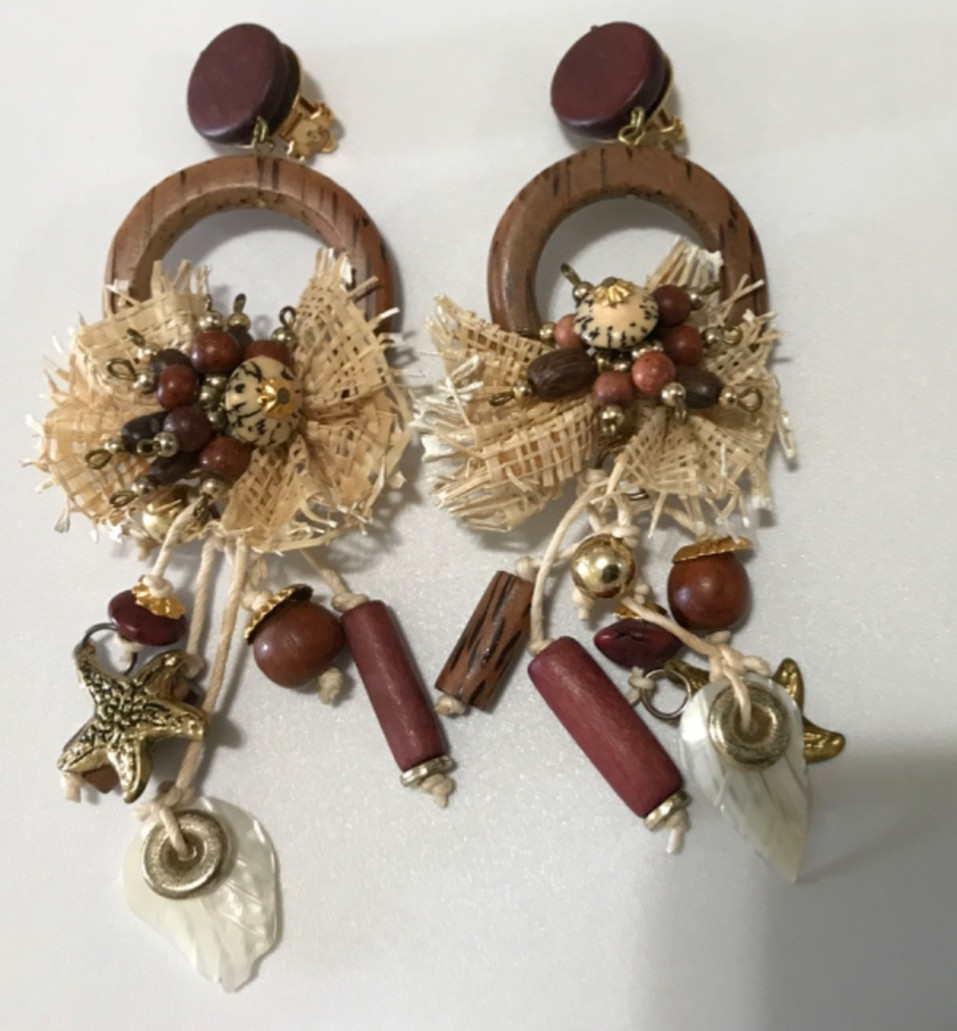 Vintage Unique MOD BOHO Wood Jewelry Necklace,Bracelets ,Earrings, Pins Lot
