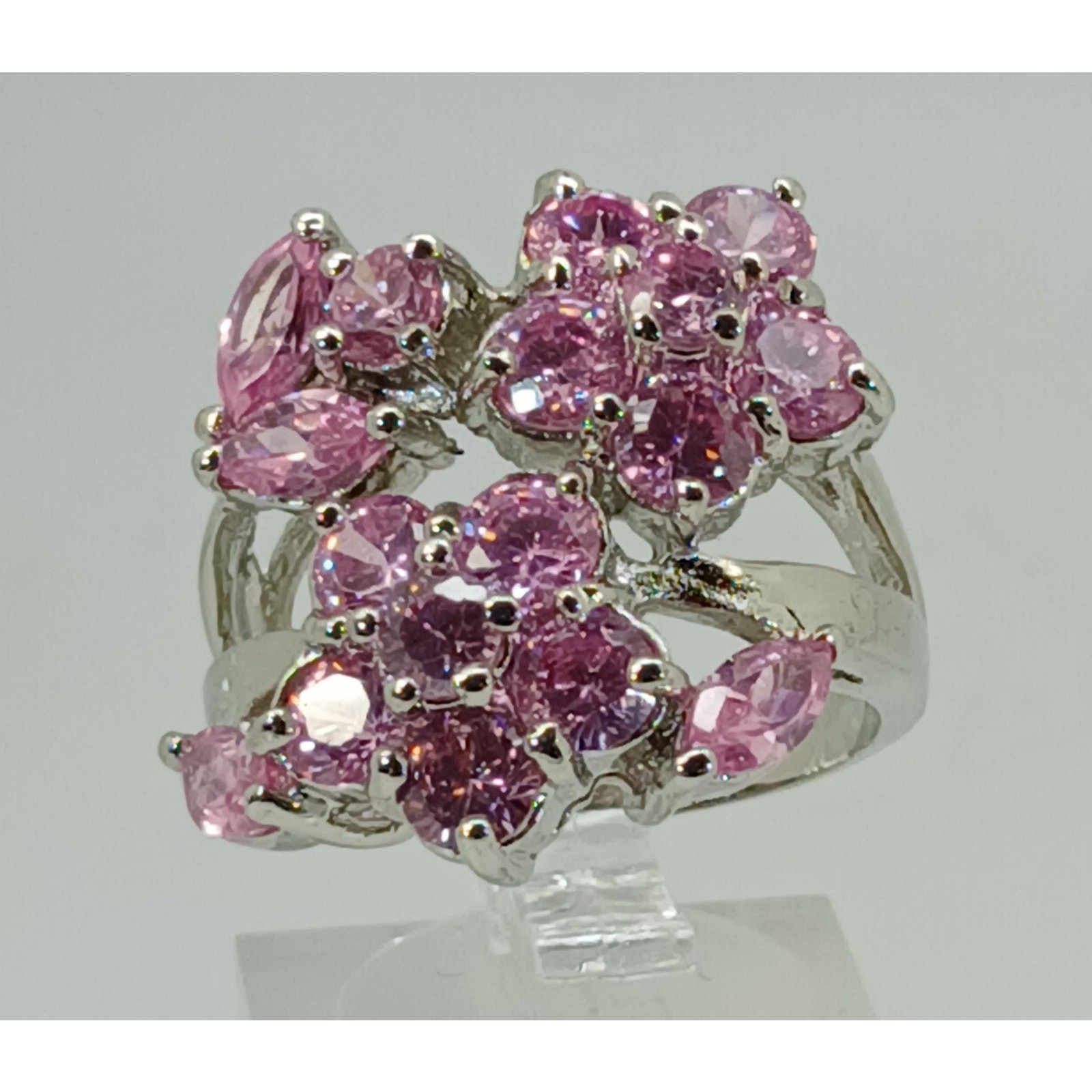 Vintage Ring Size 6.75 Silver Tone White Gold GP Purple Sim Diamond CZ Cocktail