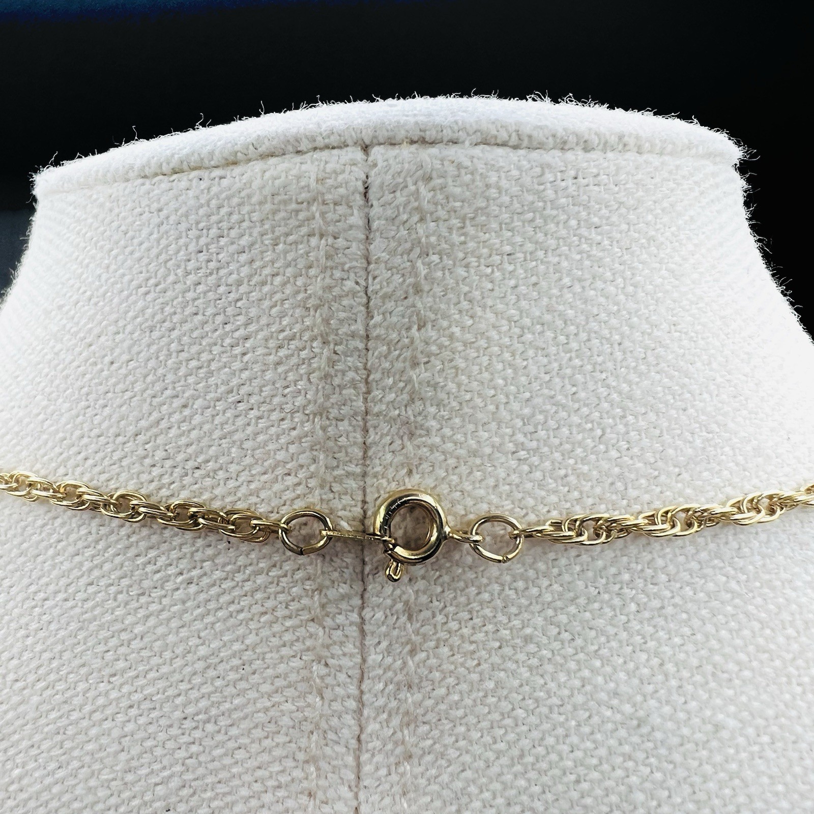 Vintage Gold Tone Flower Brooch Pendant Necklace Convertible Floral Statement