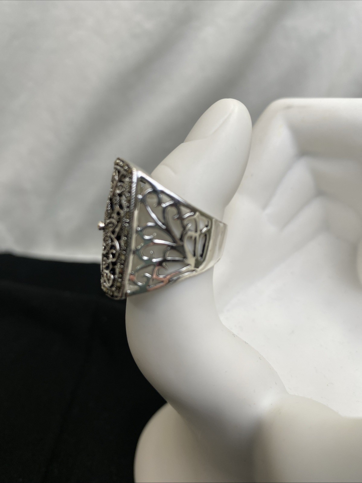 Vintage CW Silver Plated Marcasite Butterfly Flower Ring Size 6