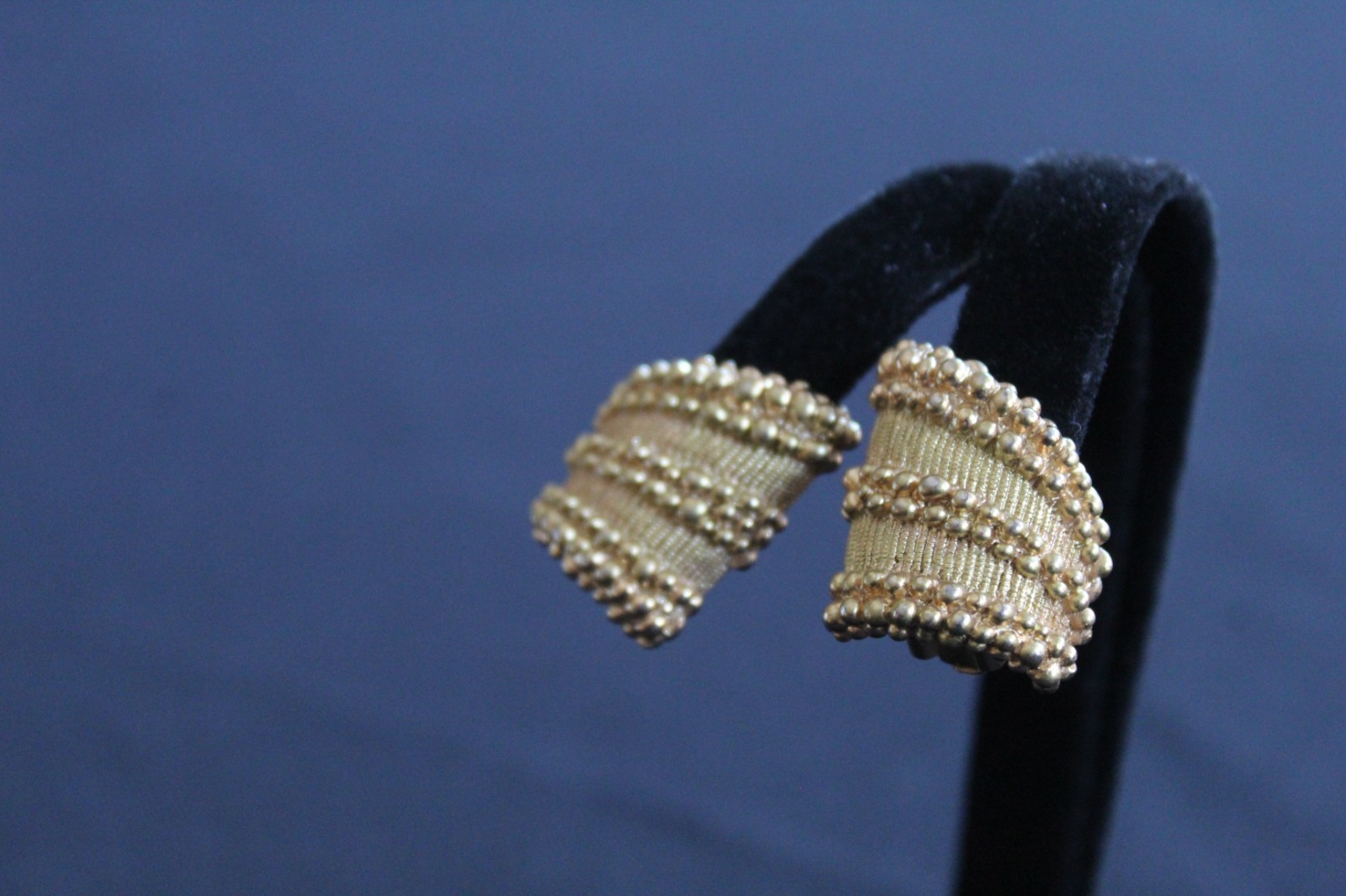 Vintage Orena Paris Gold Tone Earrings – Clip