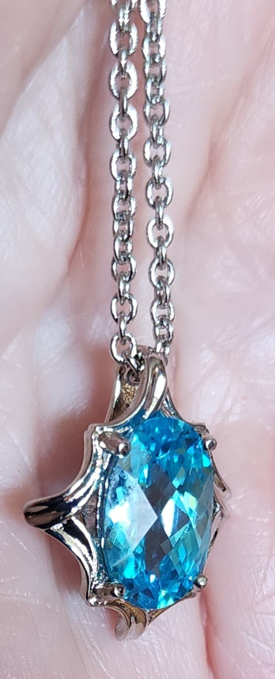 Vintage Silver-Tone Pendant Necklace Oval Cut Blue Stone