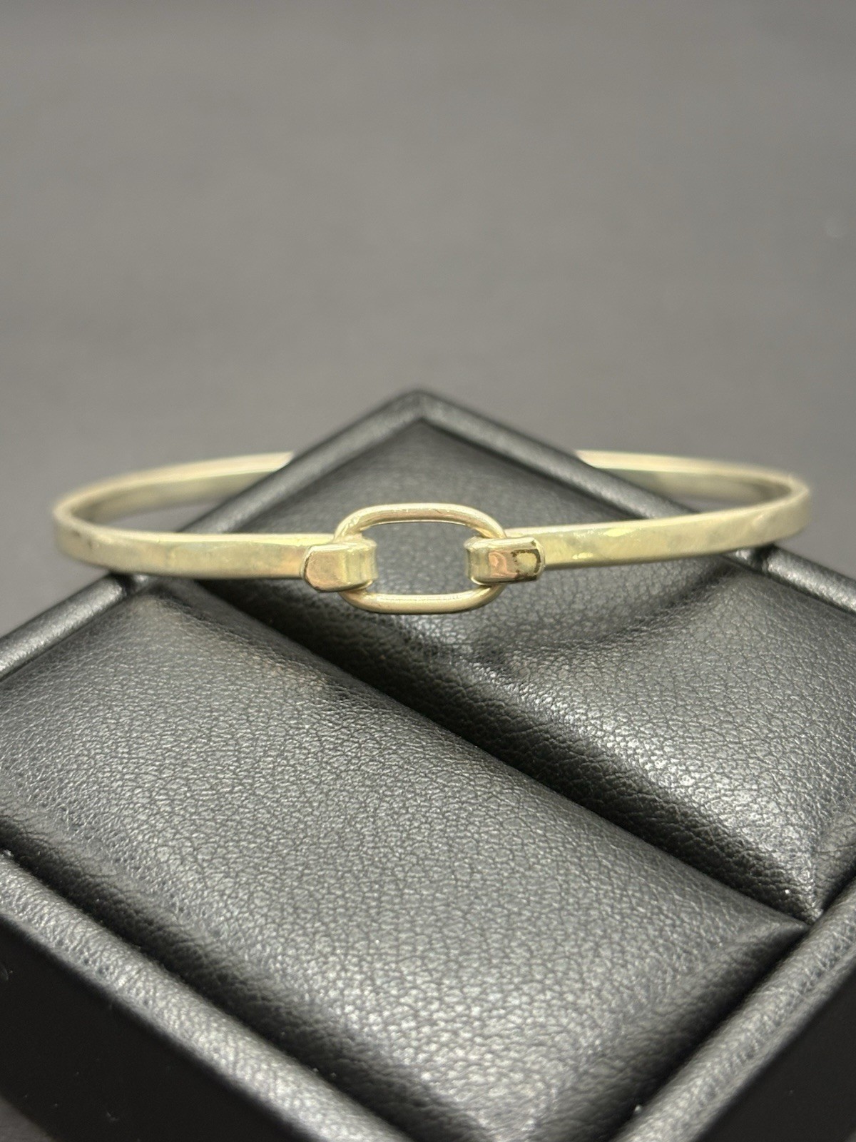 Vintage Sterling Silver Hook 7″ Clasp Bangle Bracelet 10 Grams Mexico F24