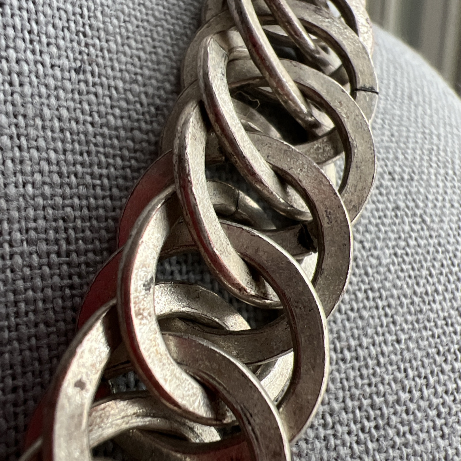 Vintage Double Link Silver Metal Necklace; Signed AV; Beautiful!