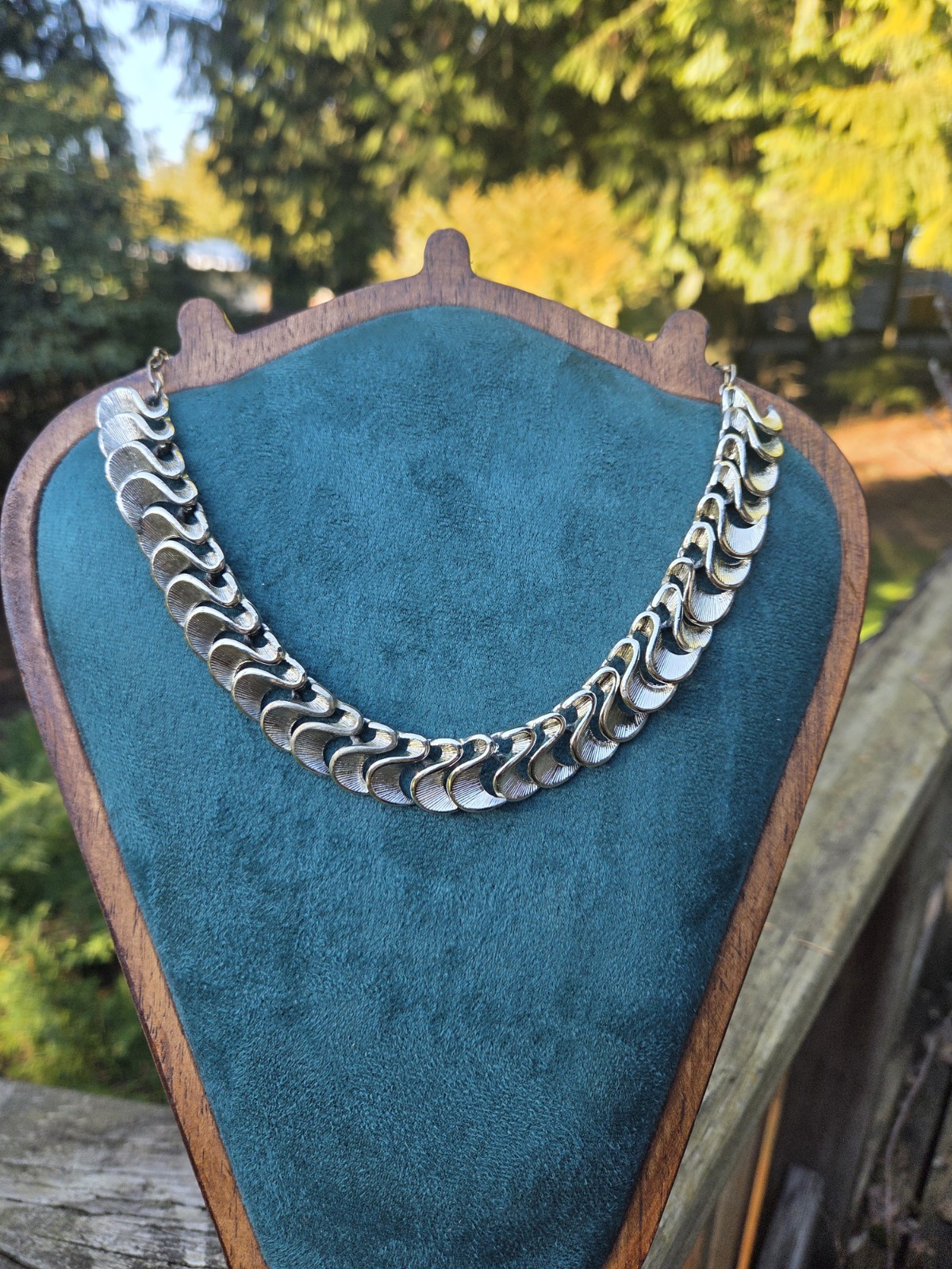 Vintage Gold Tone Collar Necklace Shepherds Hook Clasp