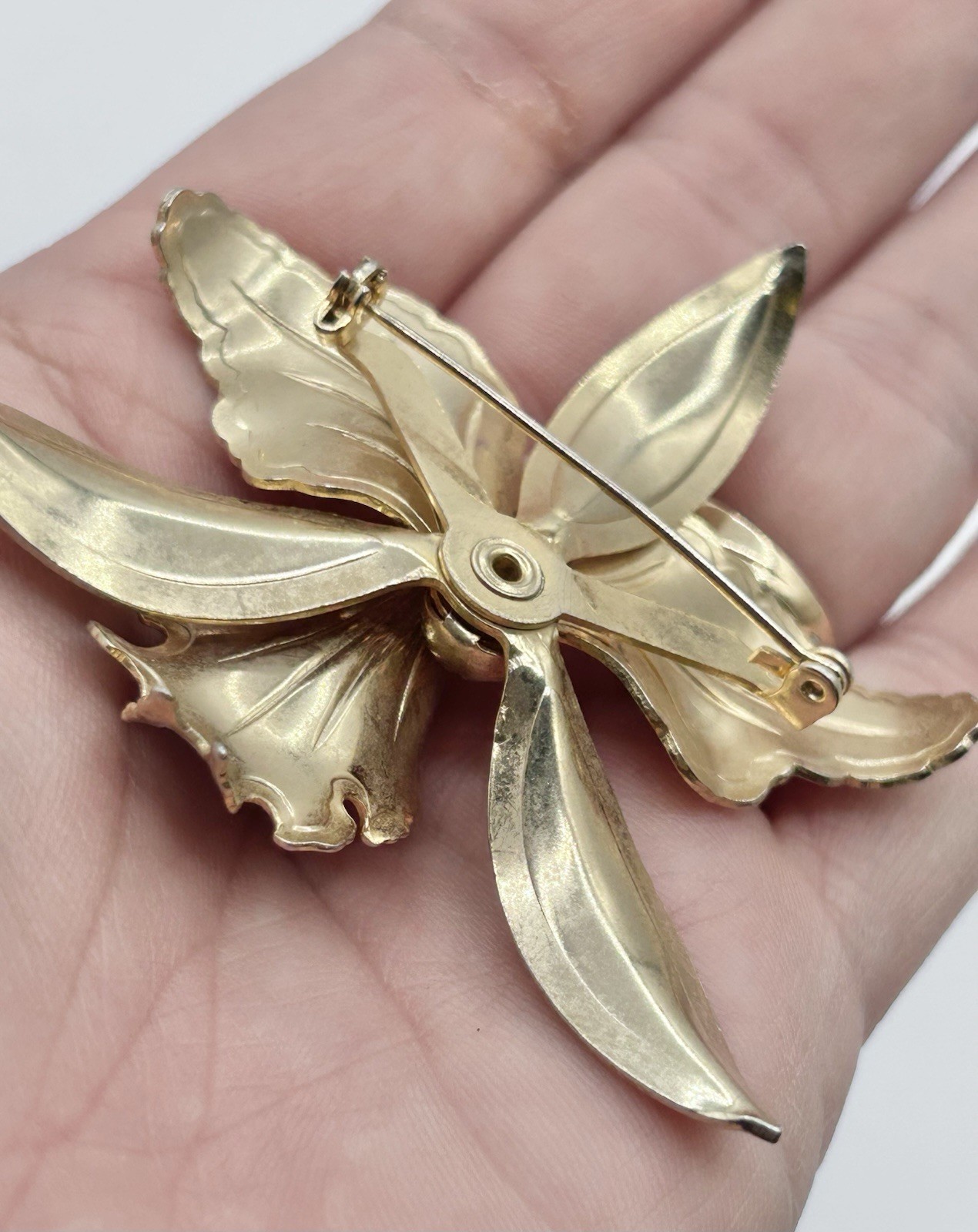 Vintage Gold Tone Purple Orchid Brooch Not Marked Large 2.5″