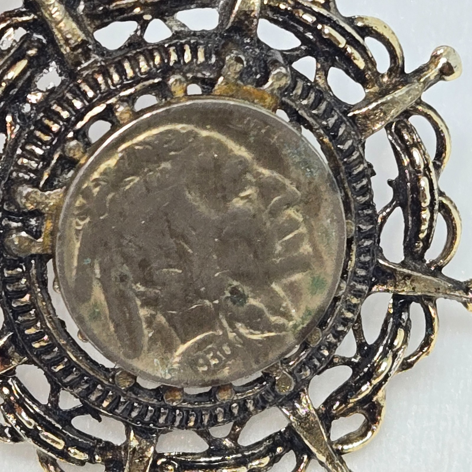 VINTAGE SILVER METAL PENDANT 5 CENT 1930 BUFFALO NICKEL COIN CENTER