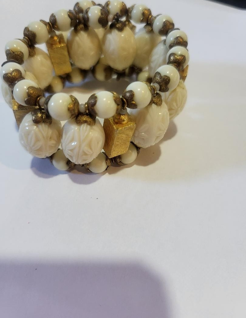 Signed Miriam Haskell “Ivory” and “gold” bead vintage bracelet