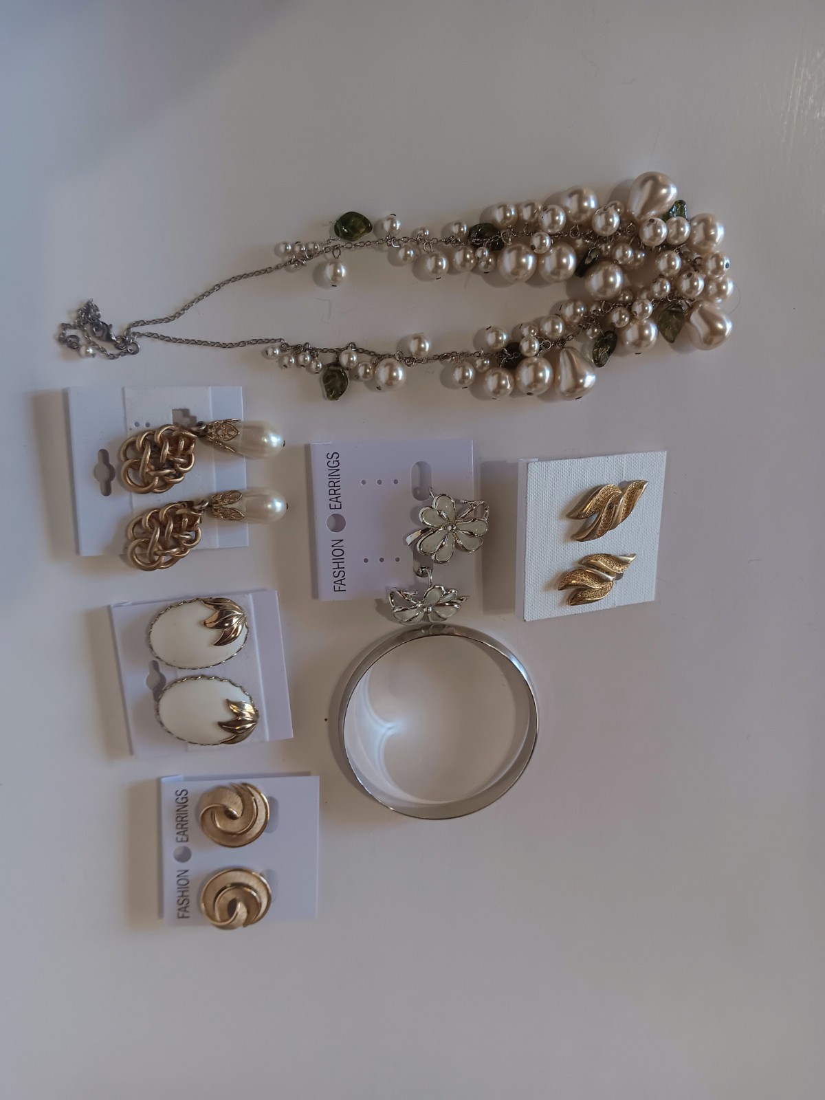 Lot Of 7 Vintage Costume Jewelry Clip Earrings Necklace Coro Tiffari DKNyBracele