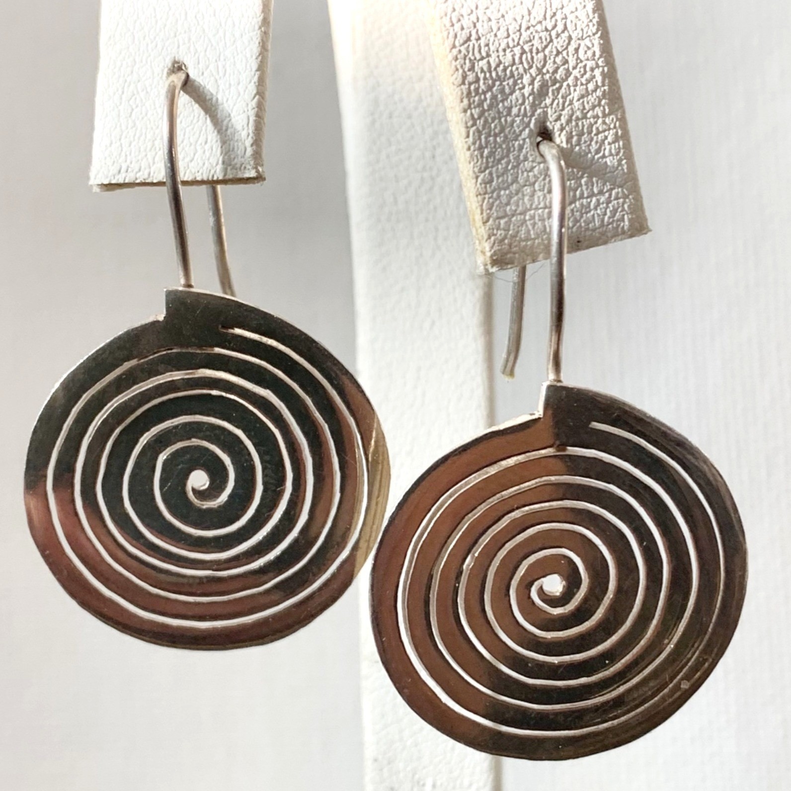 Vintage Circle Spiral Design Sterling Silver Dangle Earrings 925 Geometric 1.53″