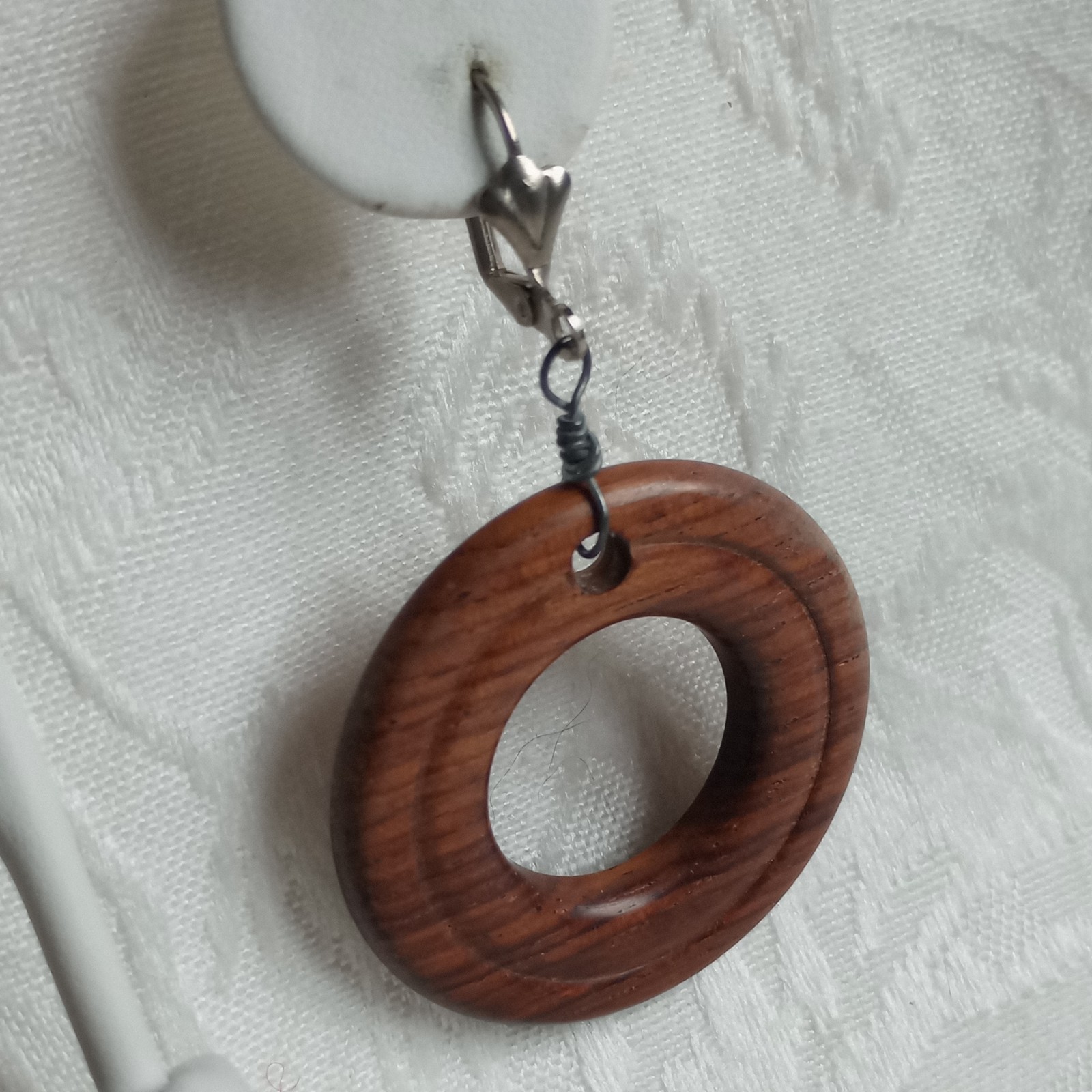 Vintage Dangle Drop Earrings Faux WOOD hoops donuts 70s lever back