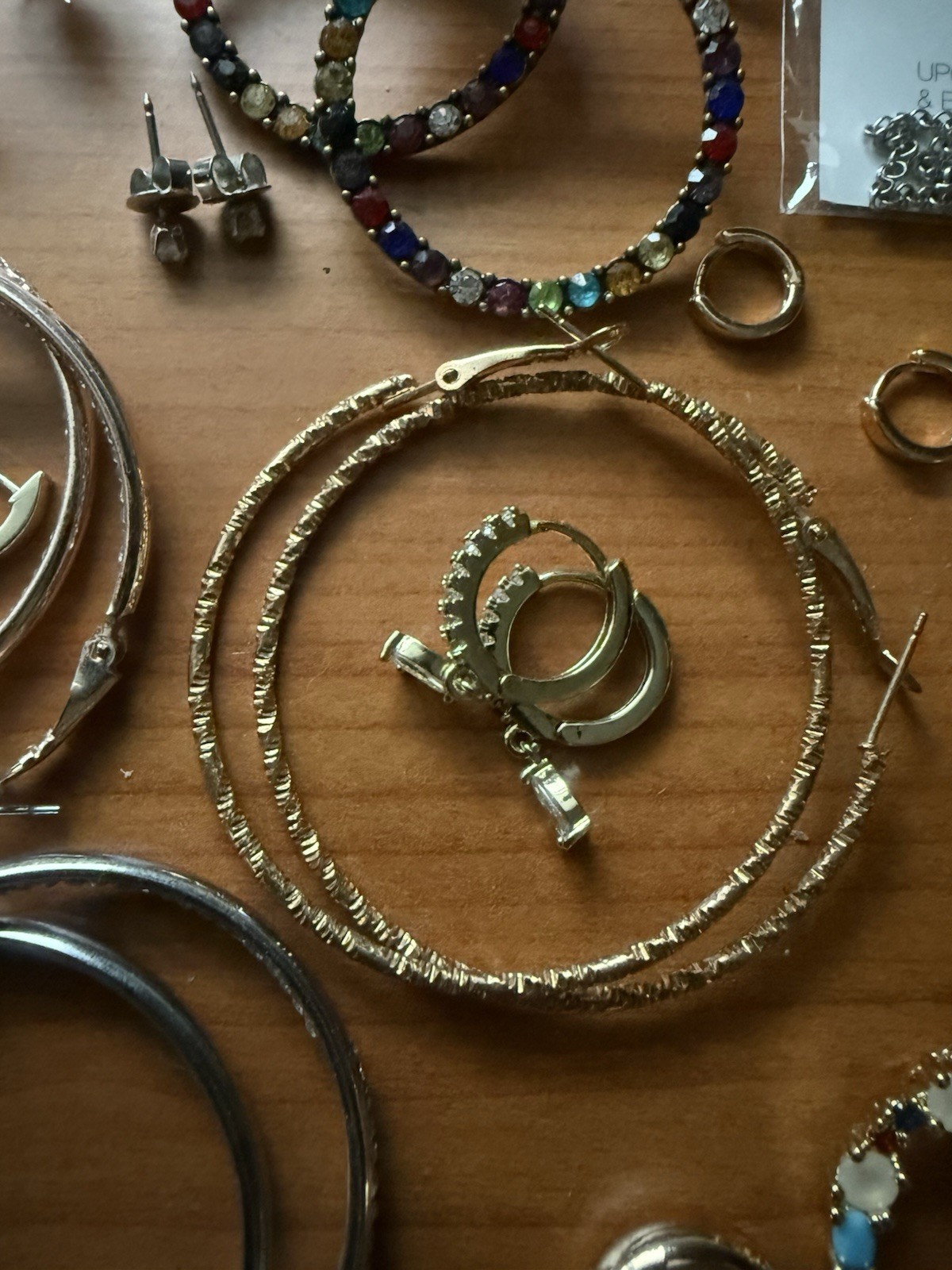 Lot 35+ Modern FASHION JEWELRY Rings, Necklaces, Earrings All Wearable!!
