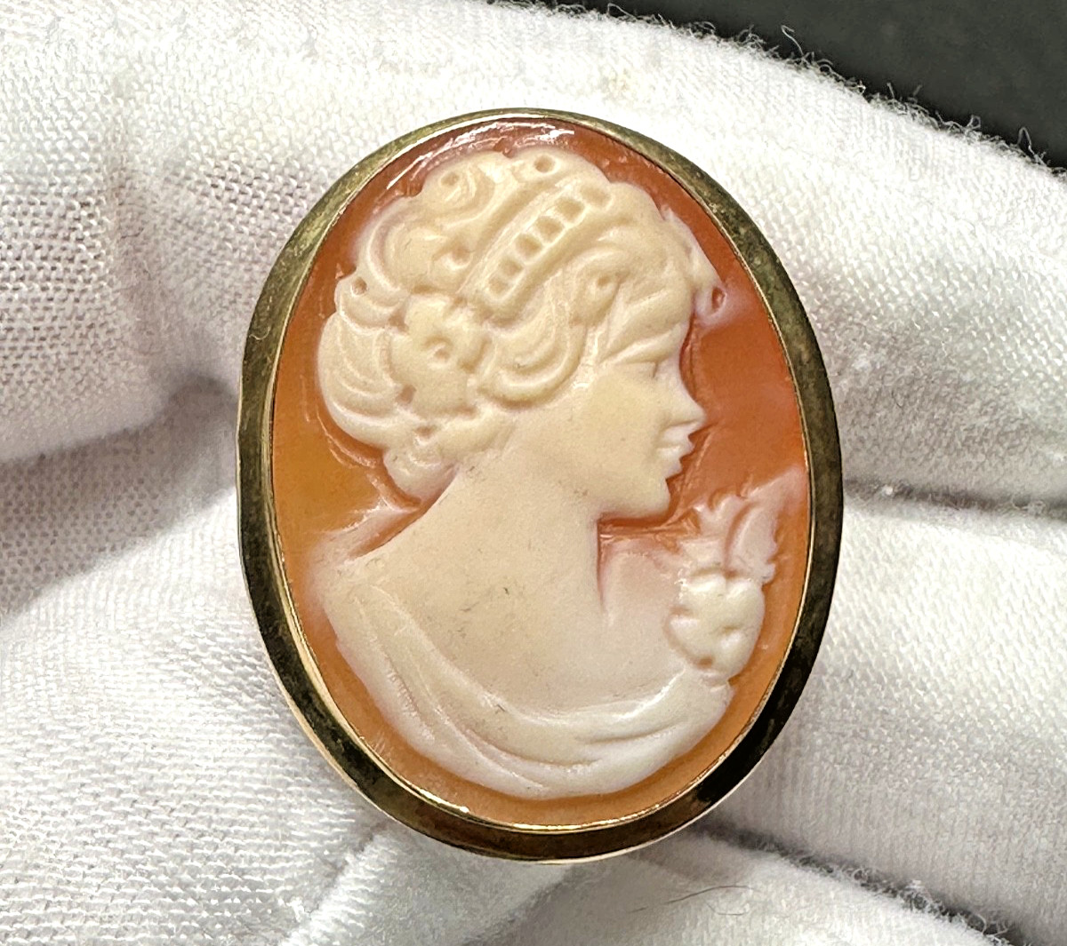 VINTAGE GOLD PLATED STERLING CAMEO CONVERTIBLE BROOCH PENDANT N751