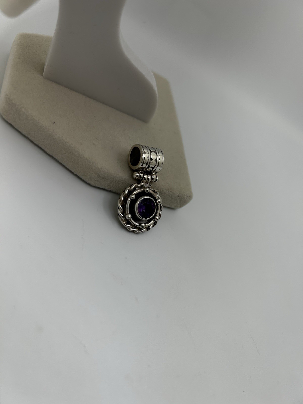 Vintage Southwestern Style Silver And Purple Pendant Jewelry