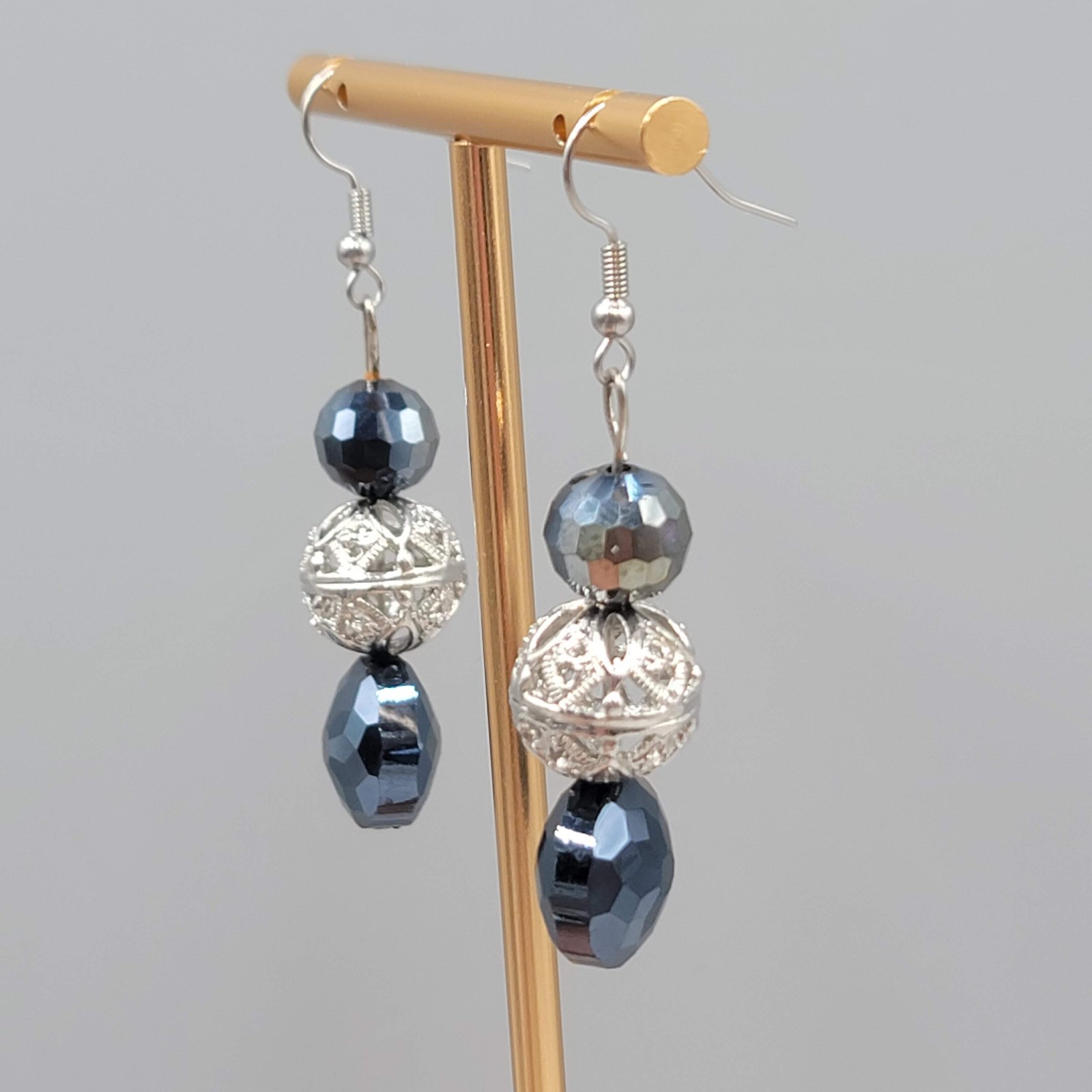 Vintage Beaded Pierced Earrings Filigree Silver tone Dangle 1.5″