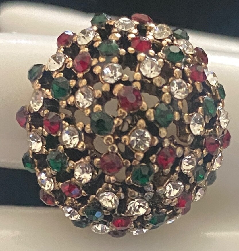 Ring Gold Tone Red Green Rhinestone Large statement Cocktail MCM Sz 9