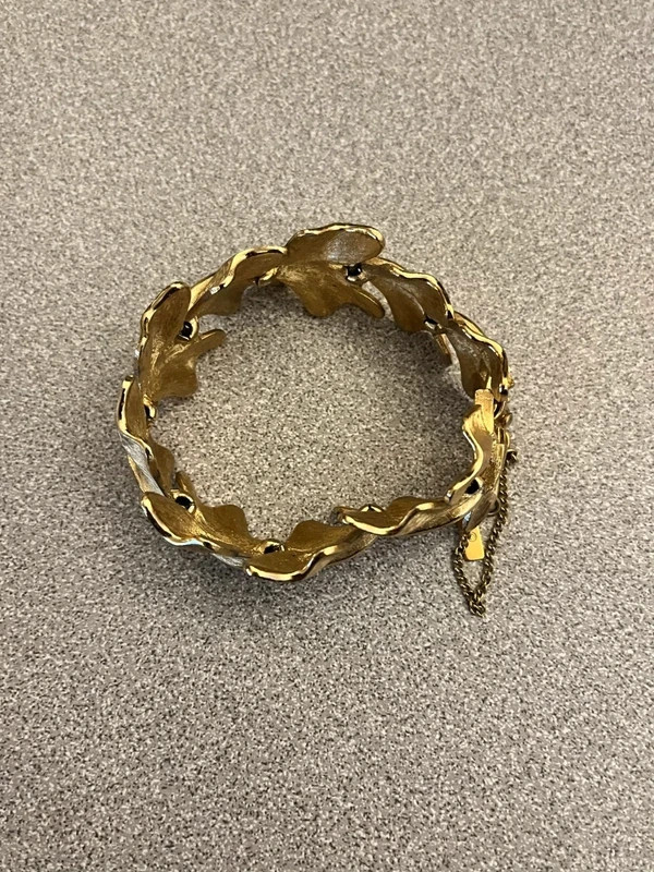 Vintage Monet Bracelet with Safety Chain Link, Jewelry with leaves