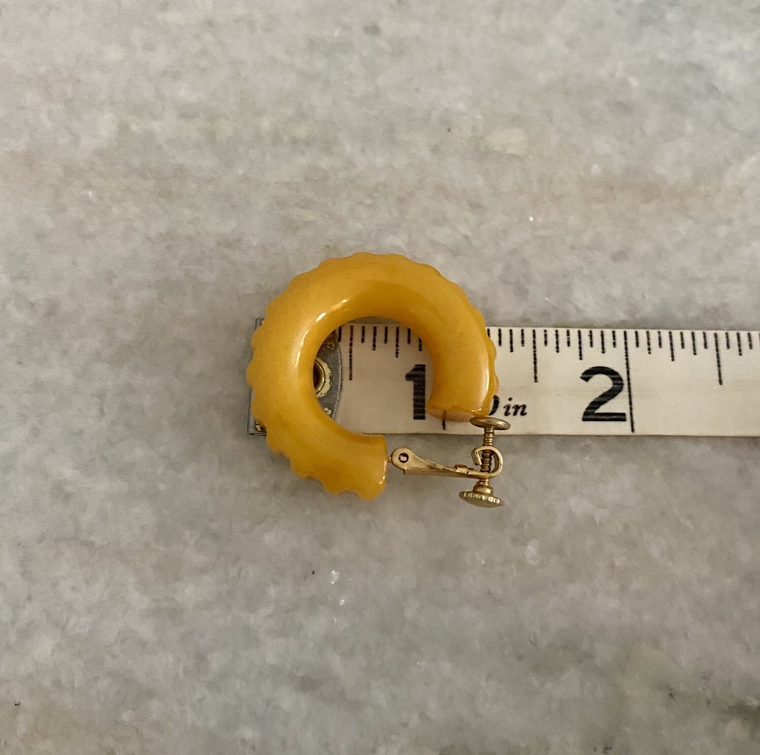 Vintage Butterscotch Bakelite Carved Hoop Adjustable Clip On Earrings