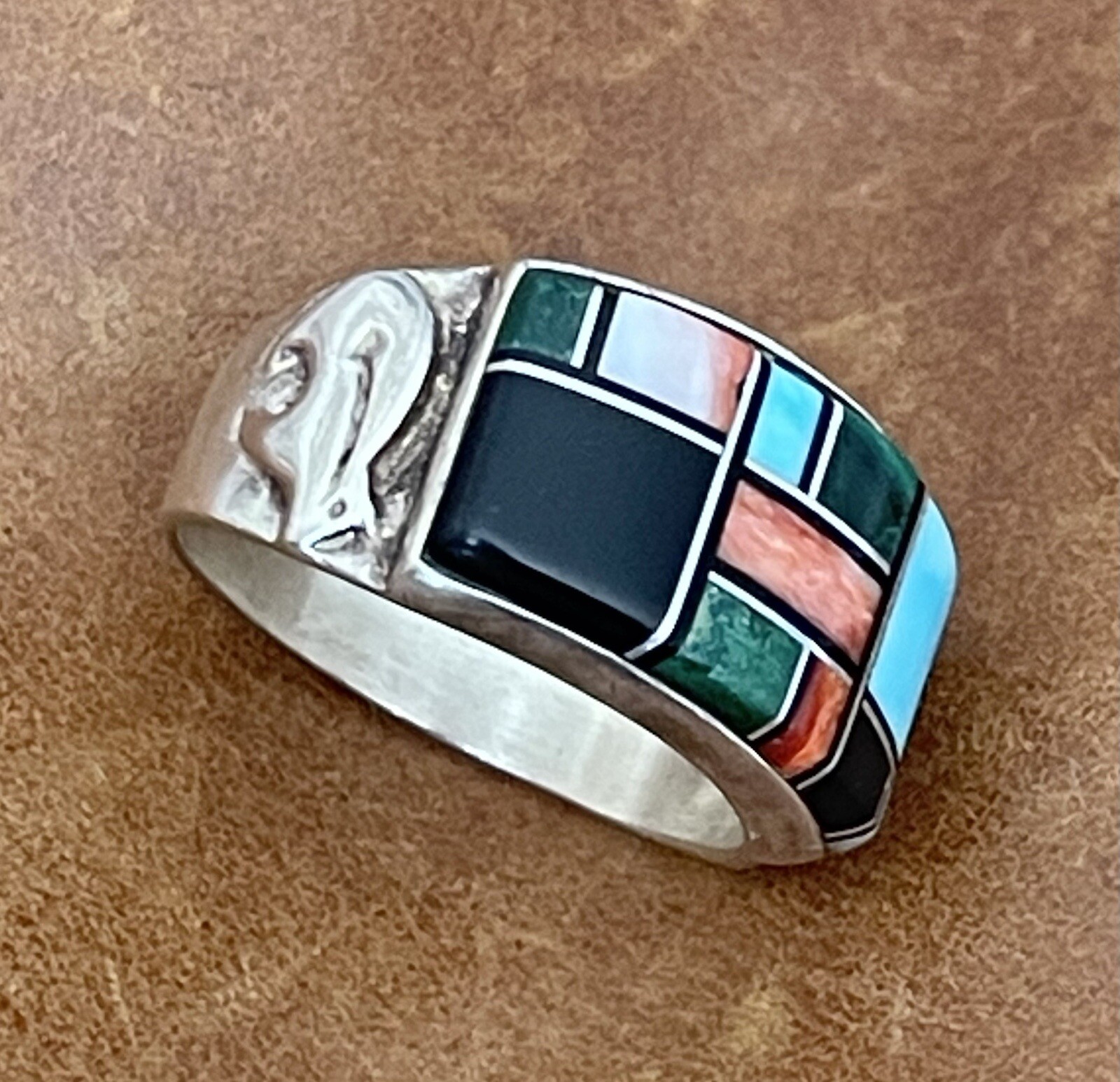 South Western 925 QUOC Turquoise Inc. Albuquerque Stones Bear Embossed Ring Sz 9