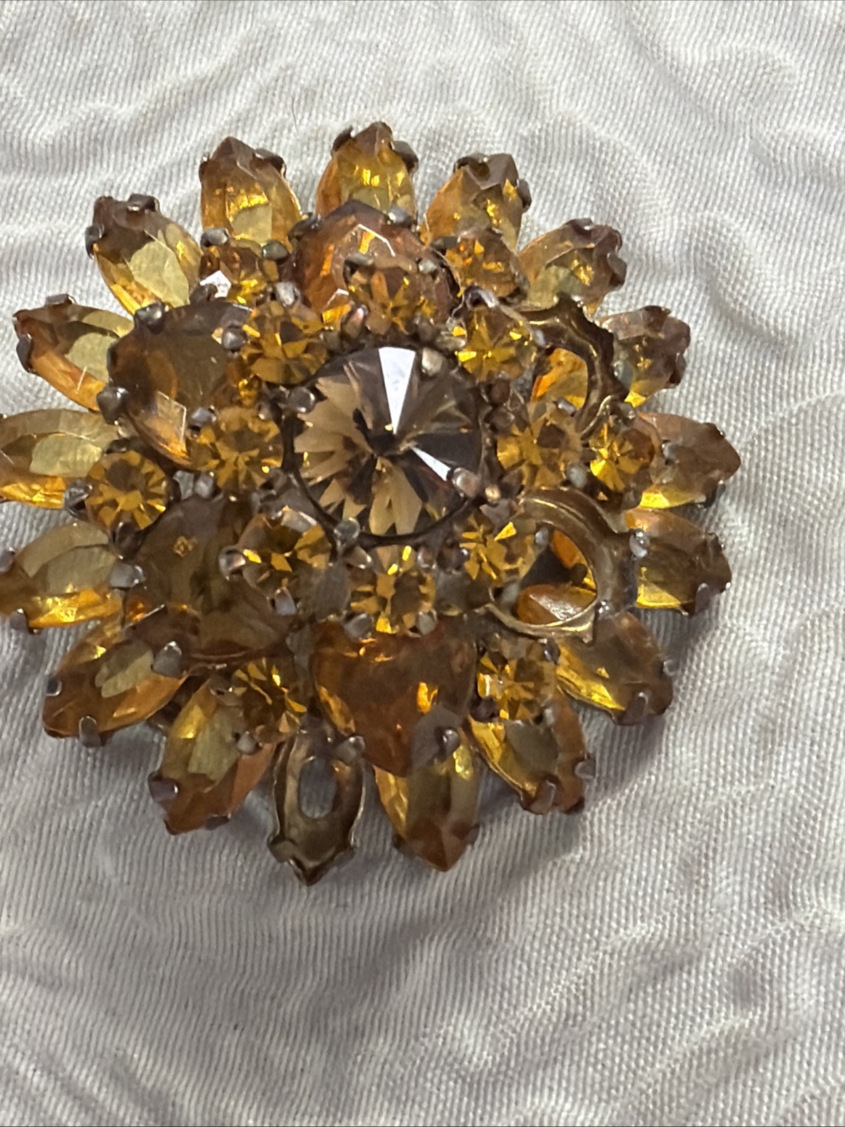 Vintage 3DAmber Citrine Topaz Marquise Chaton-Cut Faceted Crystals Flower Brooch