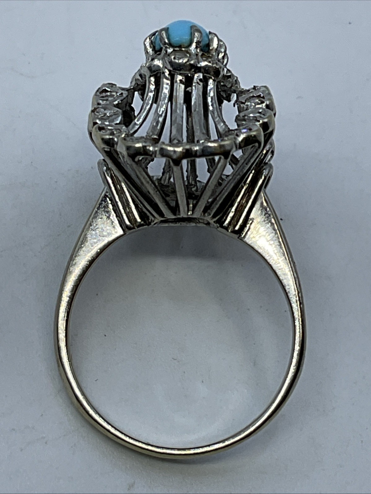 Ladies Ring Solid 18K W.Gold Turquoise & Diamond UNUSUAL DESIGN VINTAGE HANDMADE