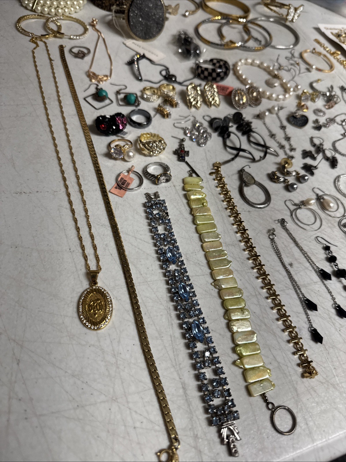 Lot Of Mix Vintage JEWERLY #6